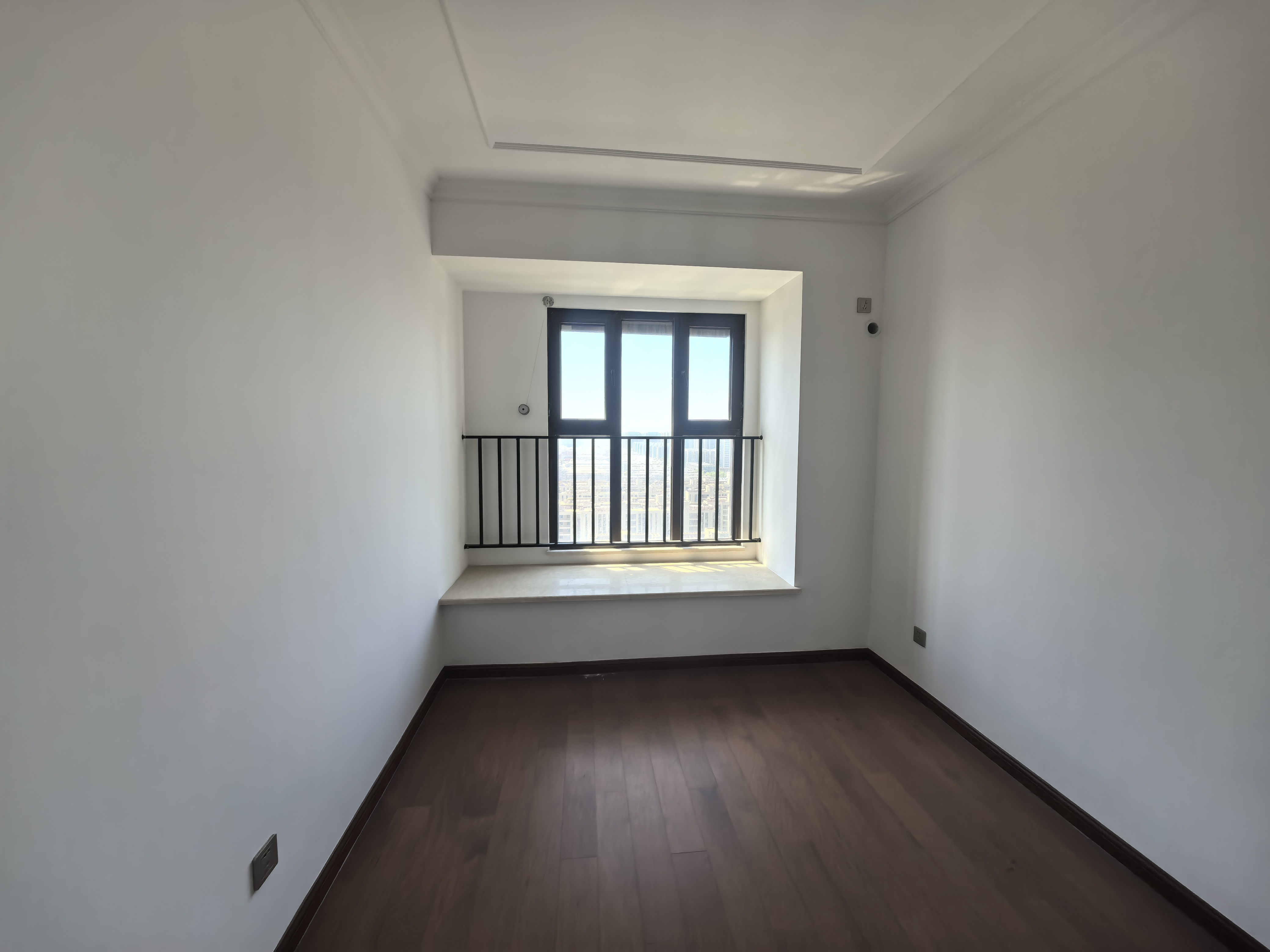 富力院士廷 4室2厅2卫 170m&sup2;