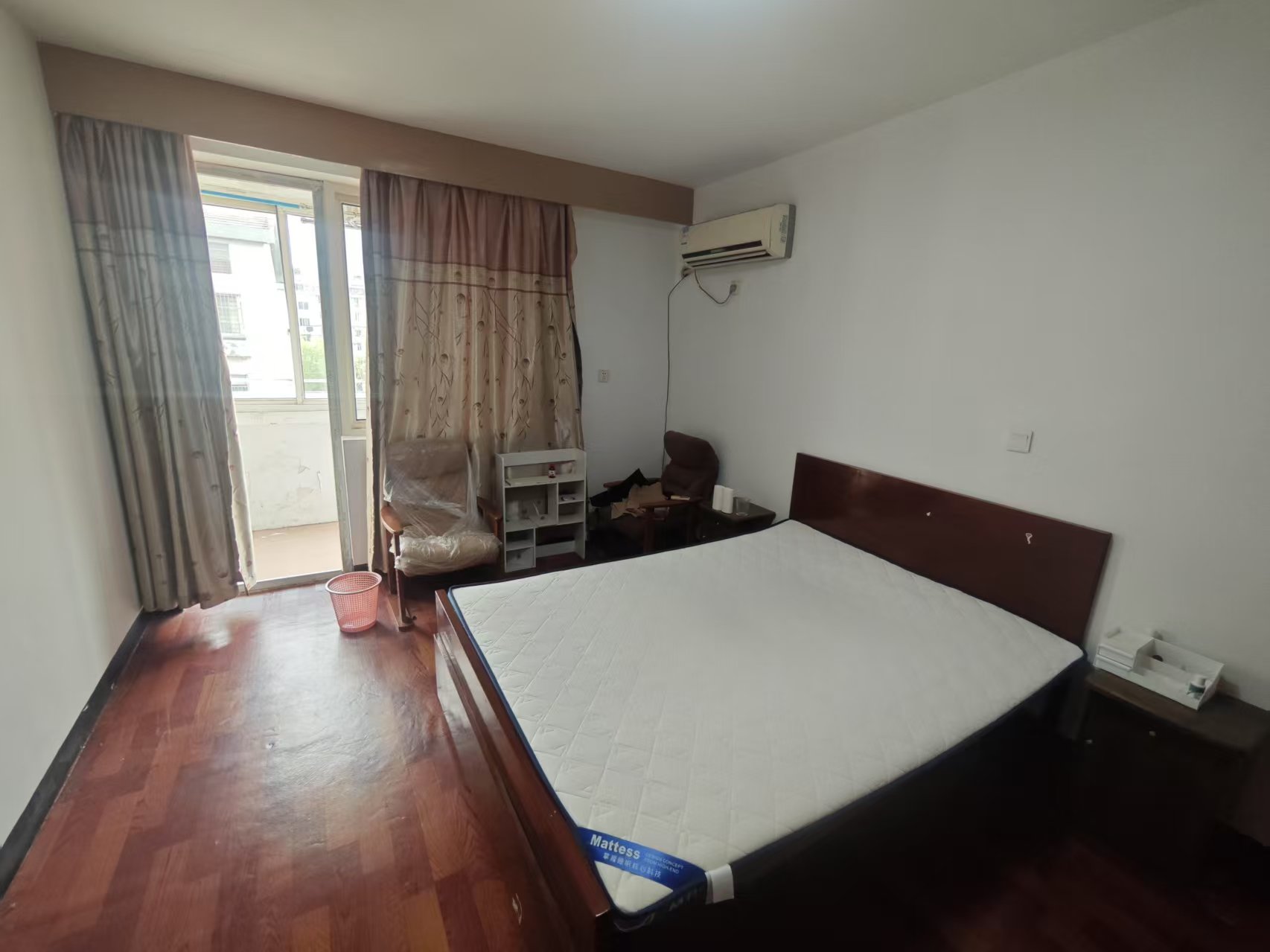 文峰路17号 1室1厅1卫 48m&sup2;