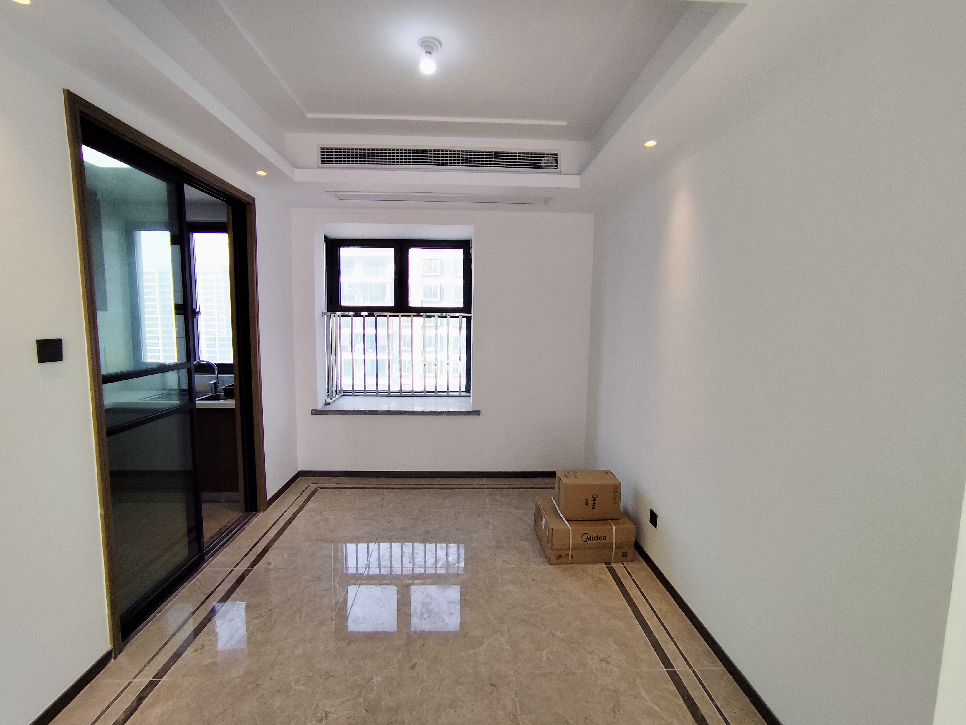 都会沁园 4室2厅2卫 149.9m&sup2;