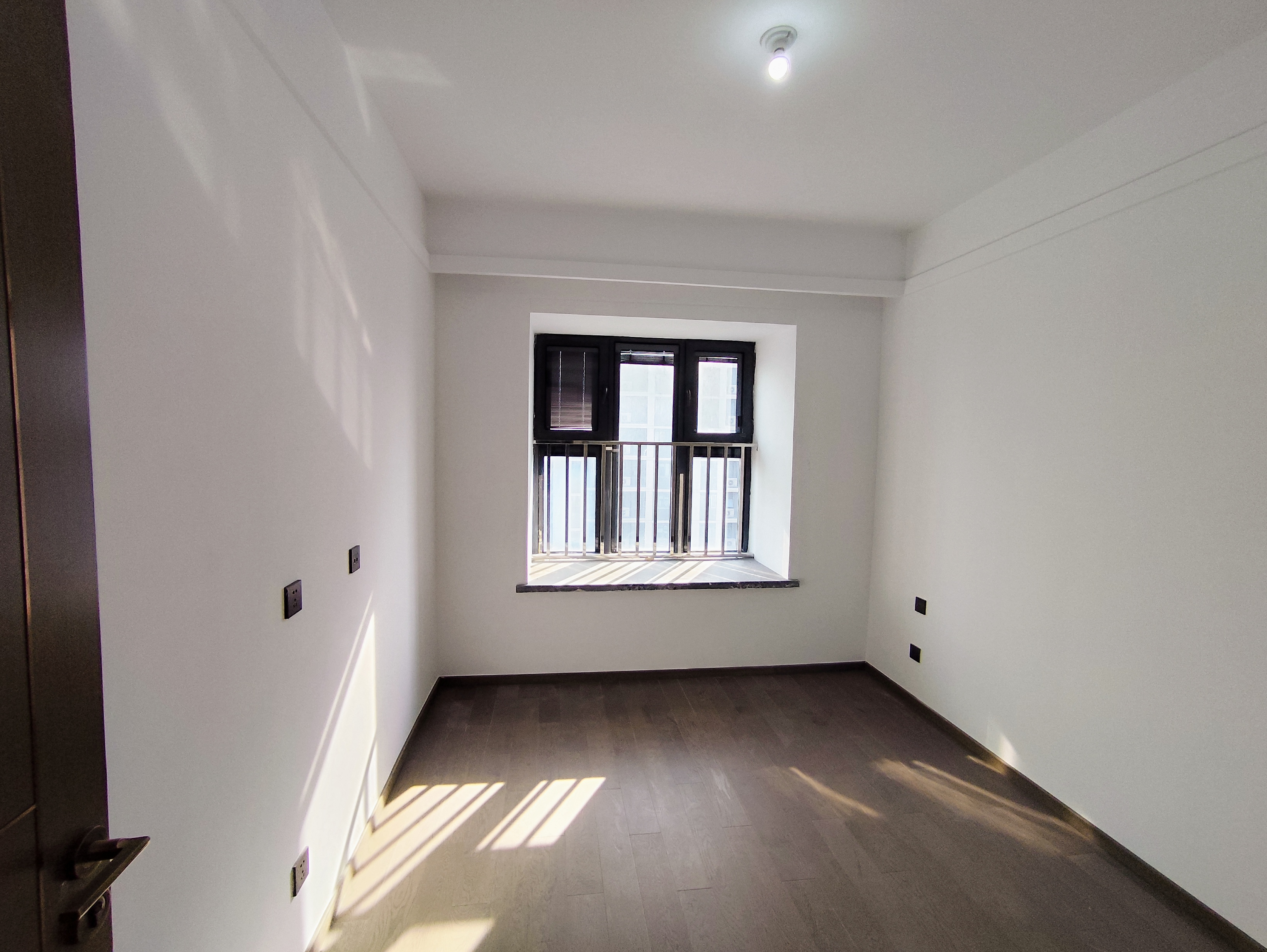 都会沁园 4室2厅2卫 149.9m&sup2;