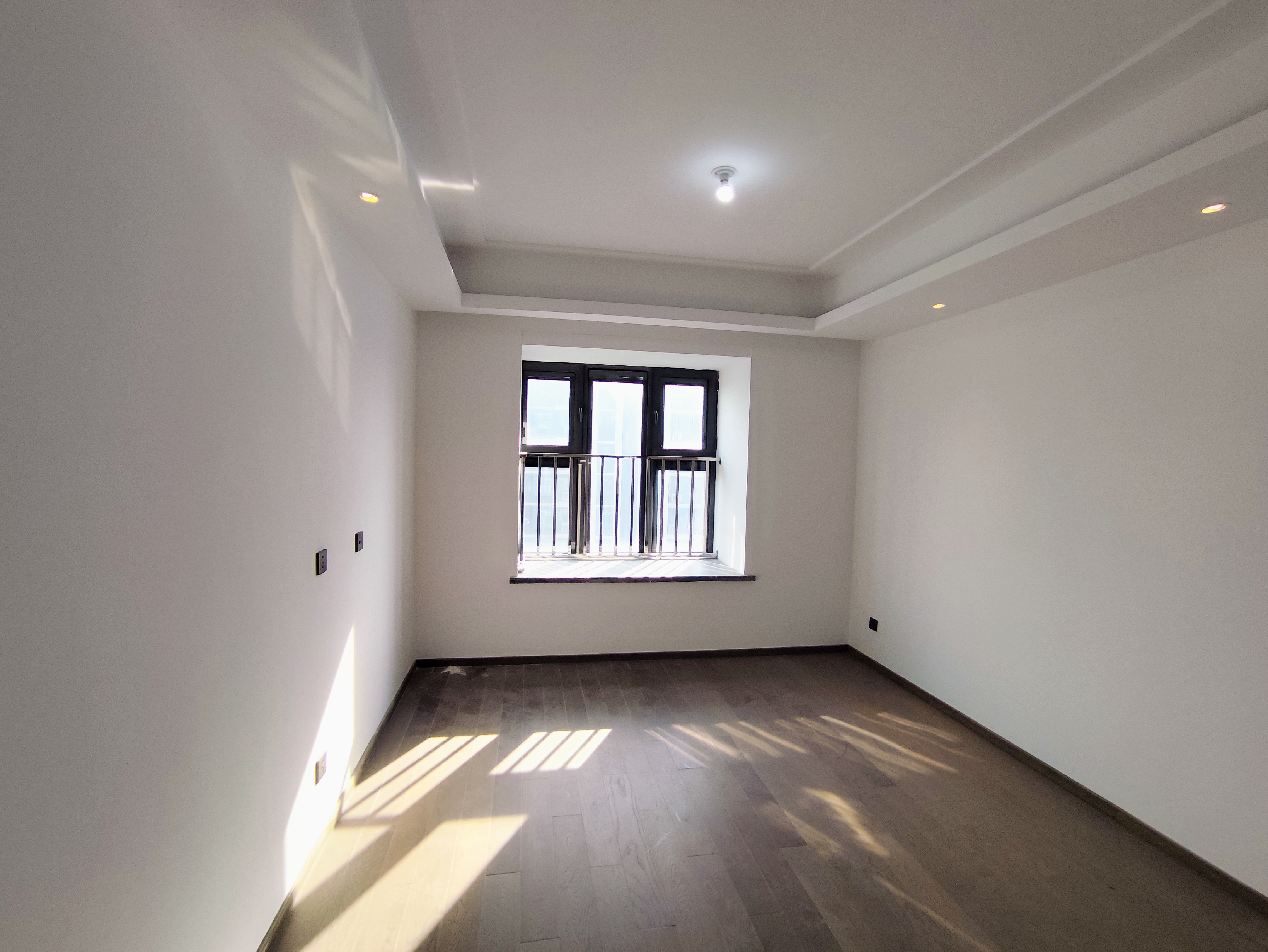 都会沁园 4室2厅2卫 149.9m&sup2;