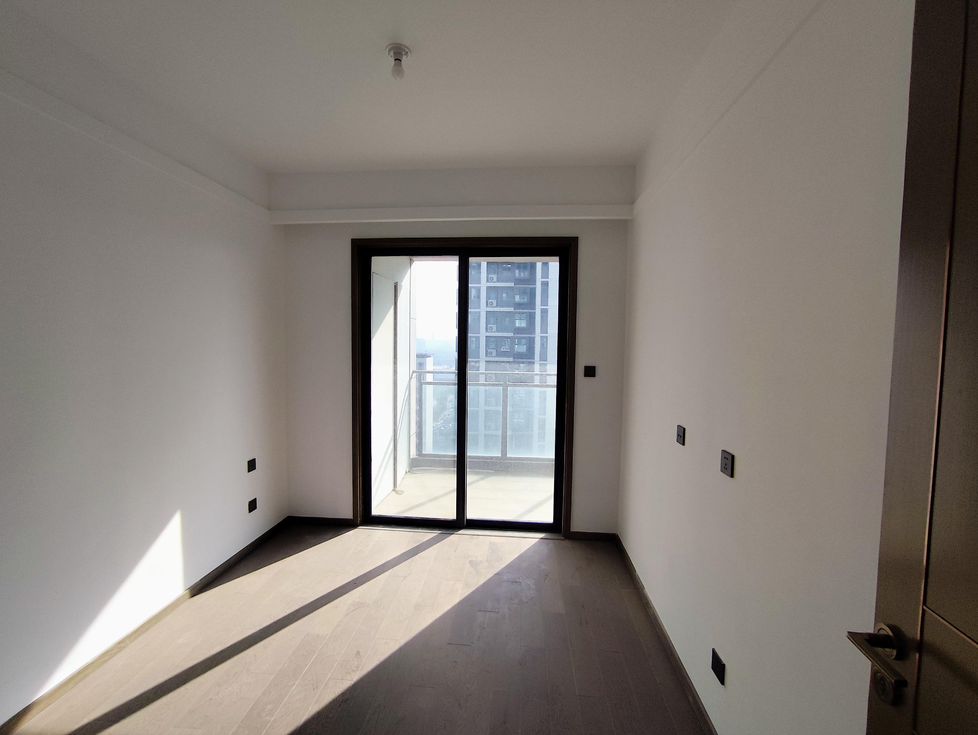 都会沁园 4室2厅2卫 149.9m&sup2;