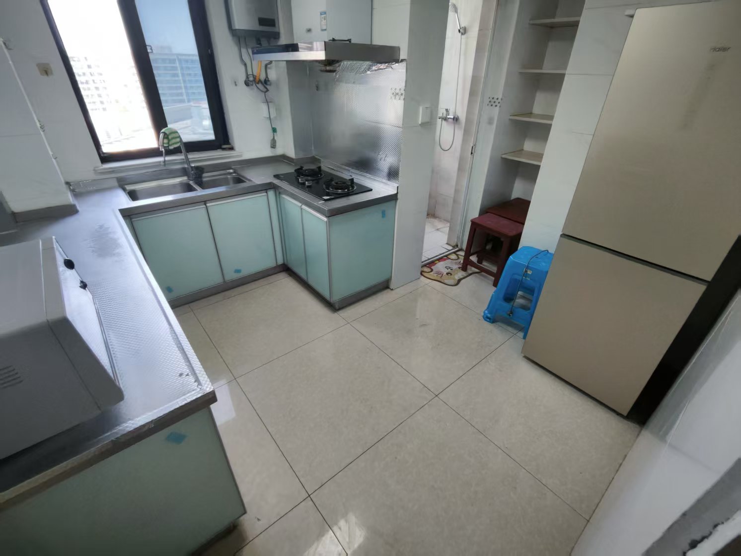 紫东南苑北区 4室1厅1卫 128m&sup2;