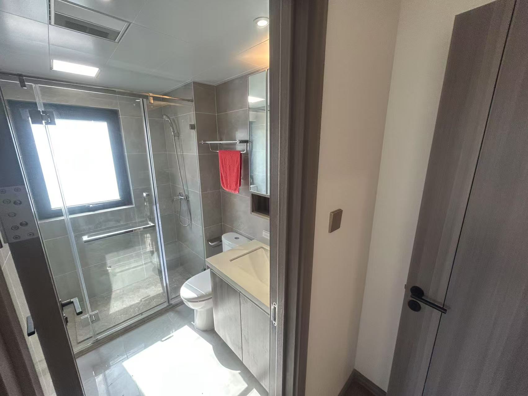 中创大都会 3室2厅2卫 115m&sup2;