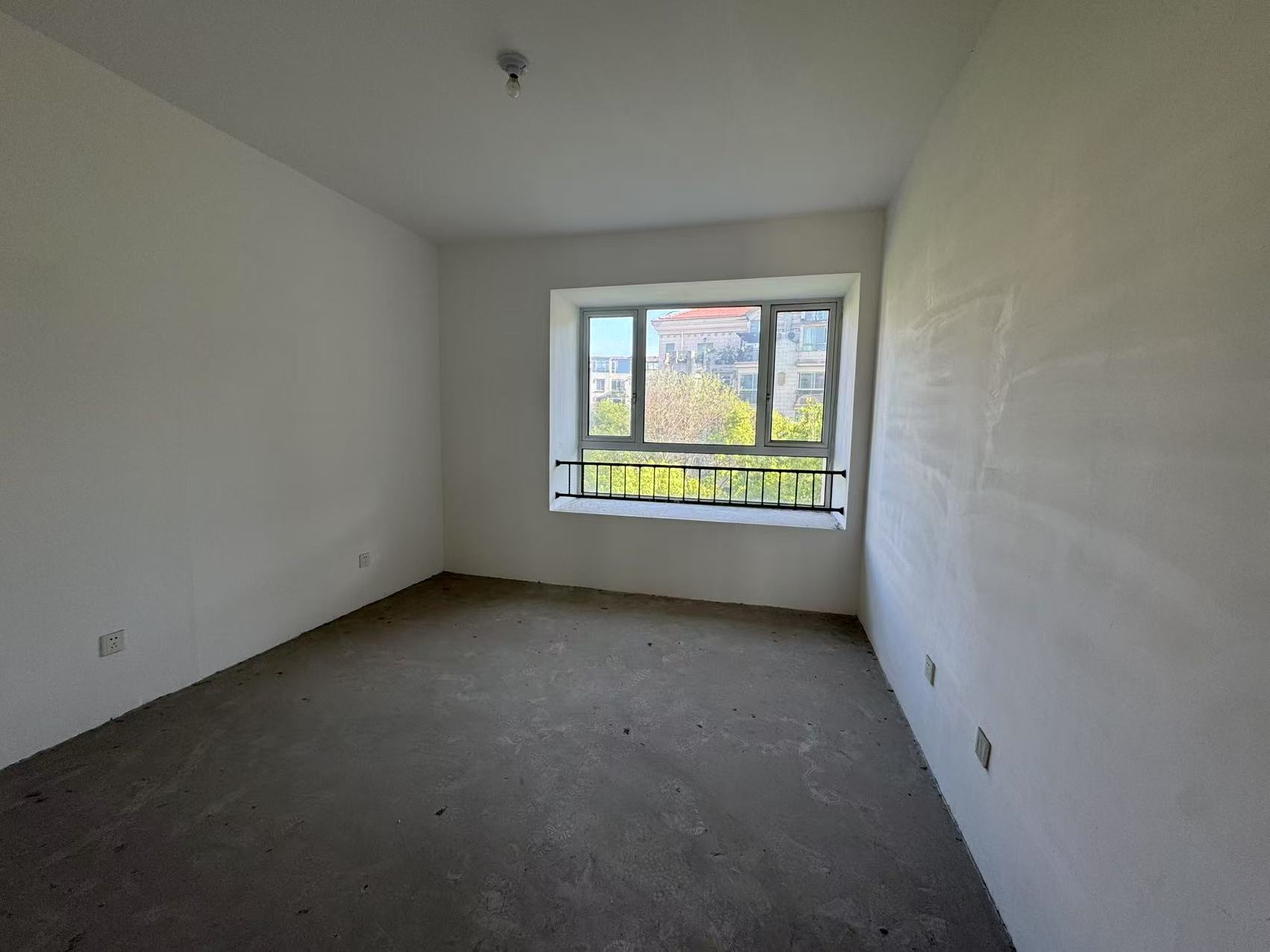 军山花园 5室2厅3卫 246.71m&sup2;