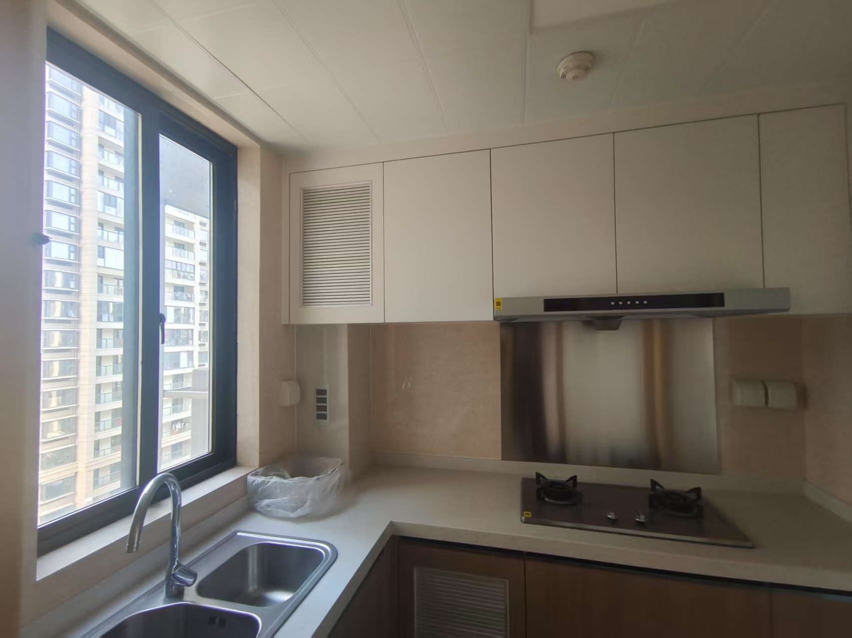 时光漫城 4室2厅2卫 124.51m&sup2;