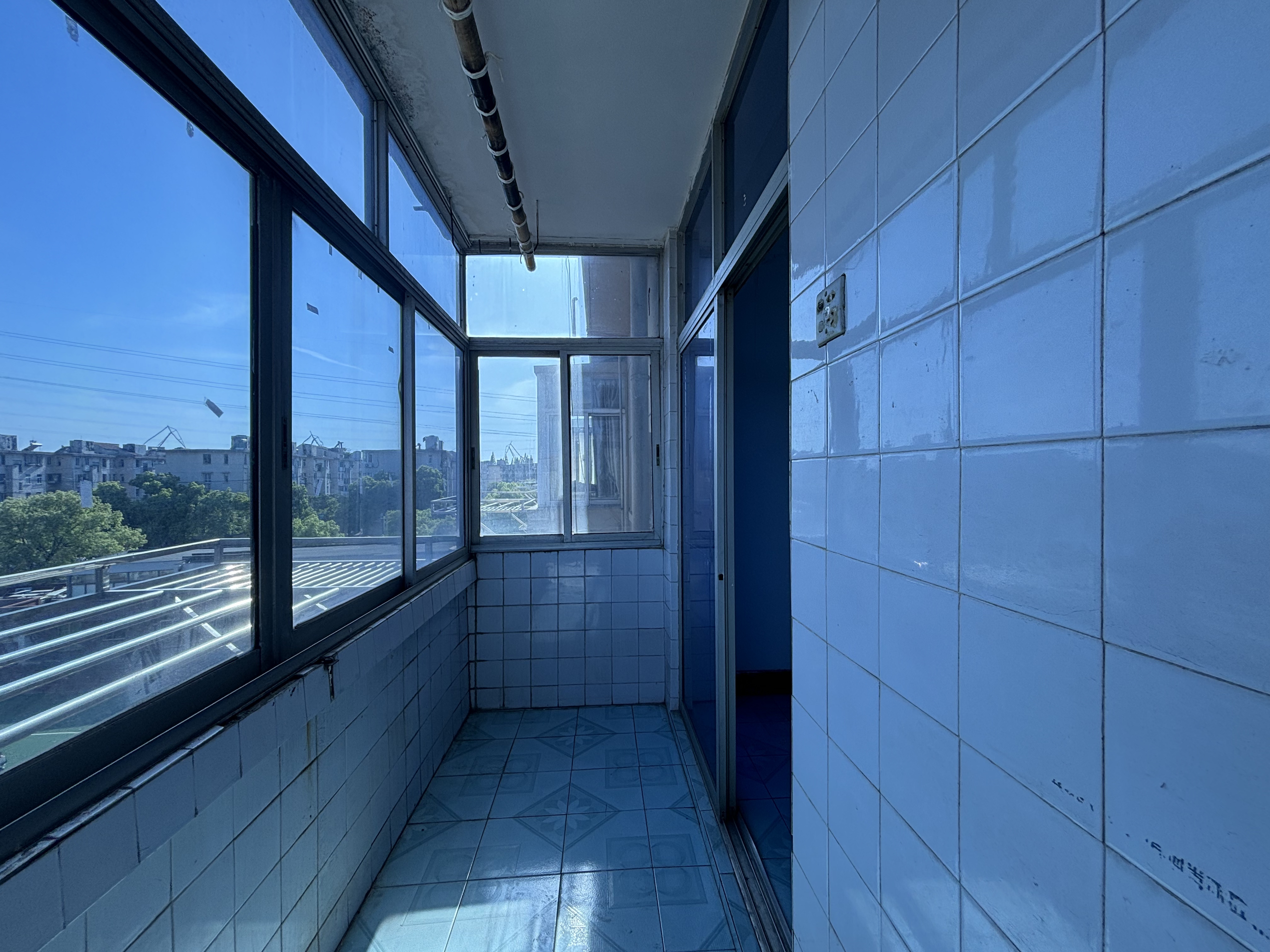 虹桥新村(朝霞路) 3室1厅1卫 72.64m&sup2;