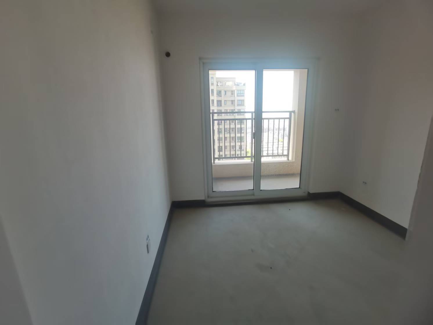 世茂新界 3室2厅1卫 90.53m&sup2;