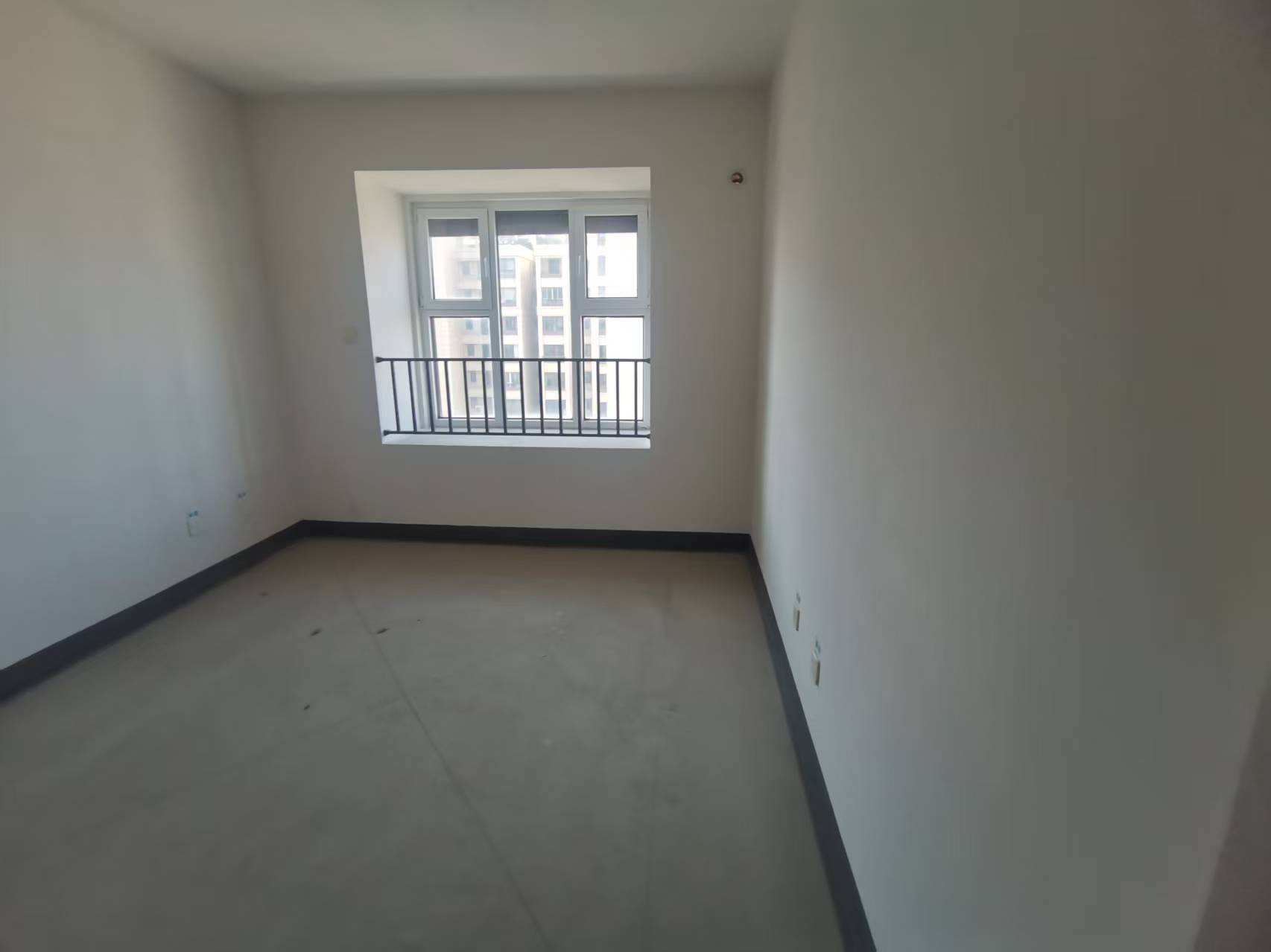 世茂新界 3室2厅1卫 90.53m&sup2;