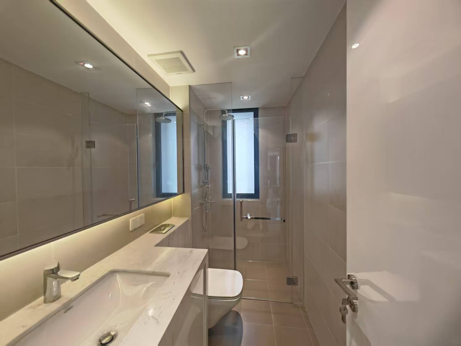 山水壹号 3室2厅2卫 235.00m&sup2;