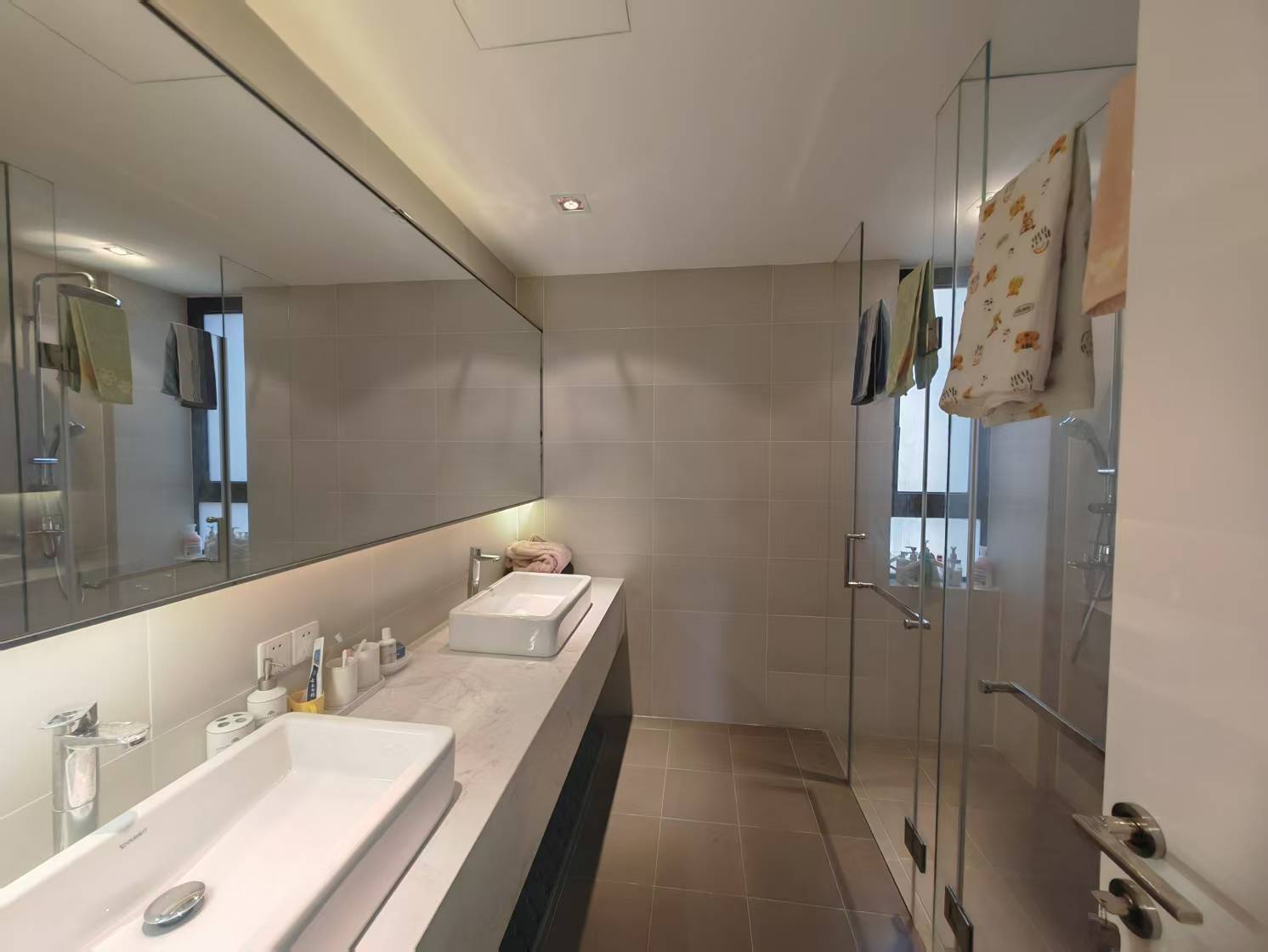 山水壹号 3室2厅2卫 235.00m&sup2;