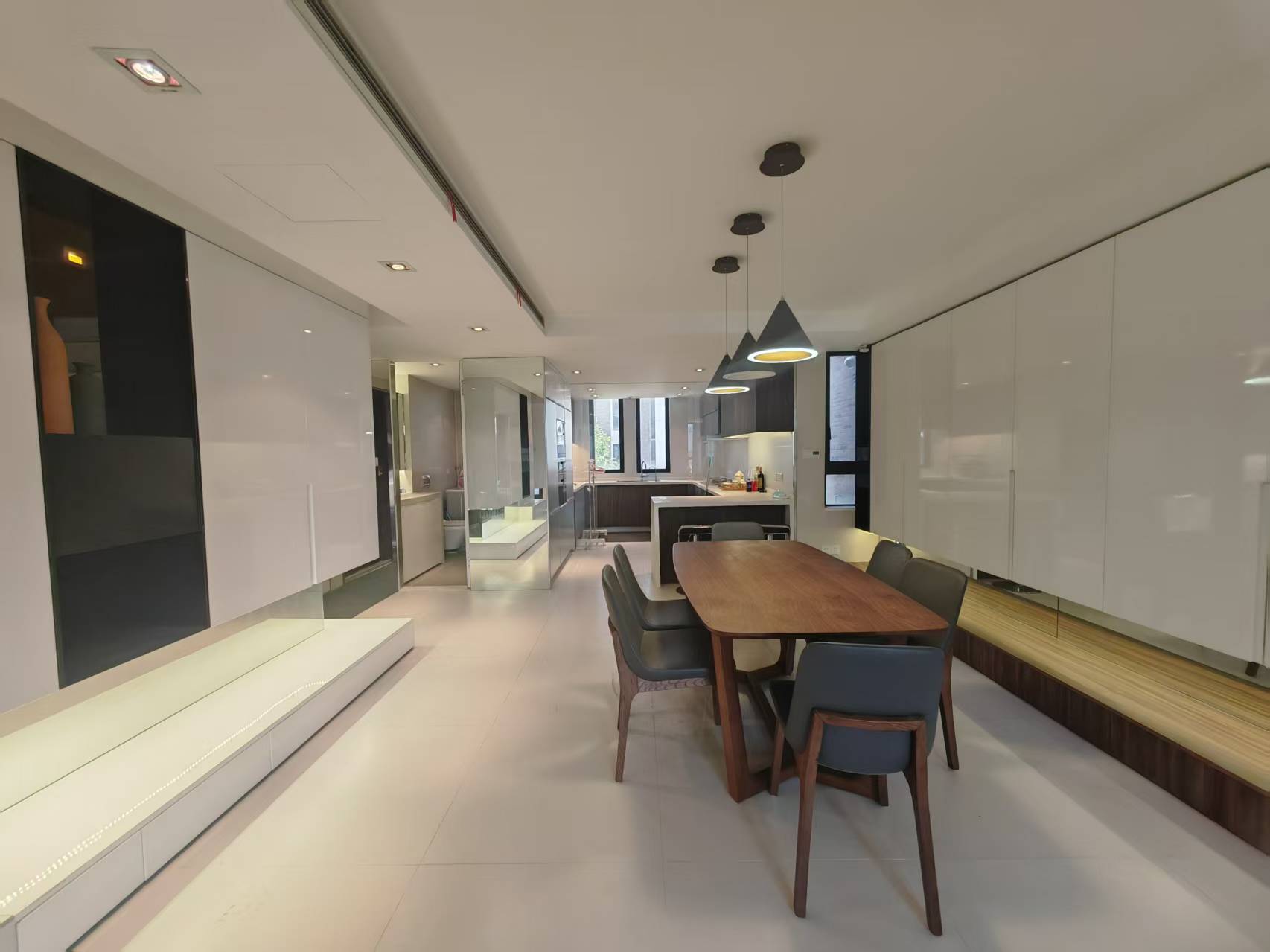山水壹号 3室2厅2卫 235.00m&sup2;