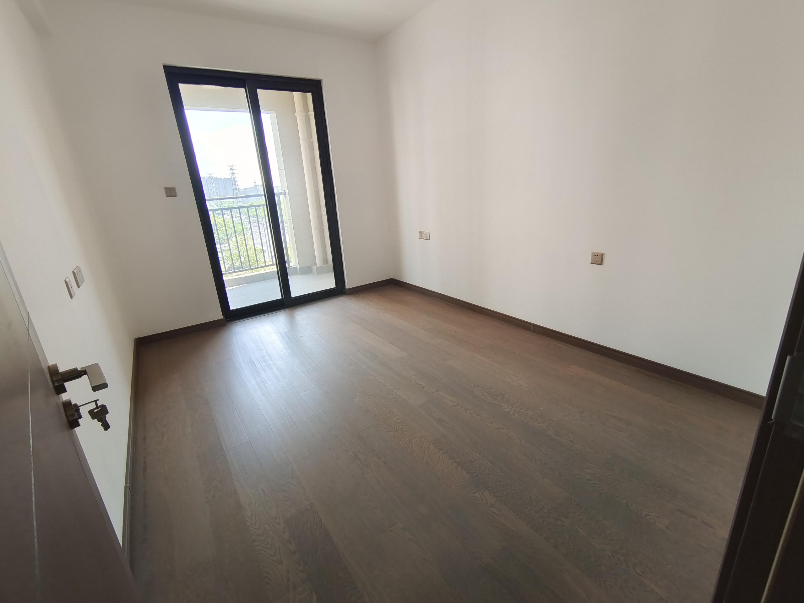 中海上东区 4室2厅2卫 143m&sup2;