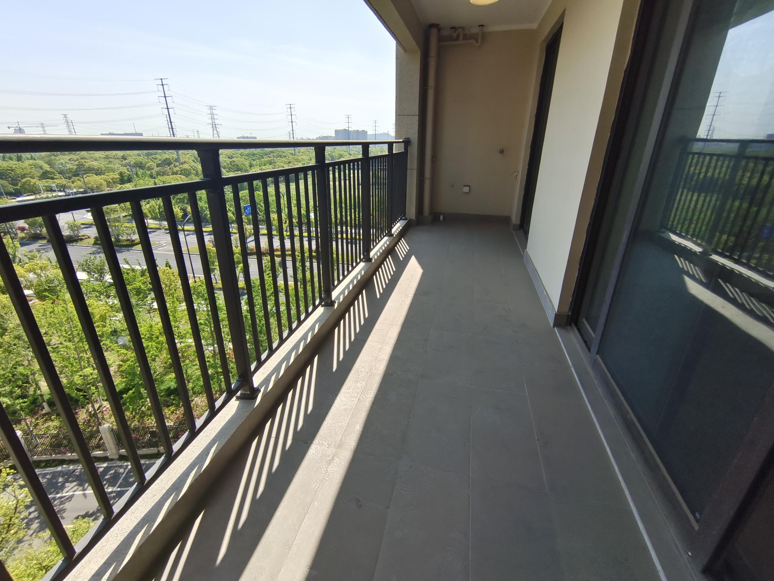 中海上东区 4室2厅2卫 143m&sup2;