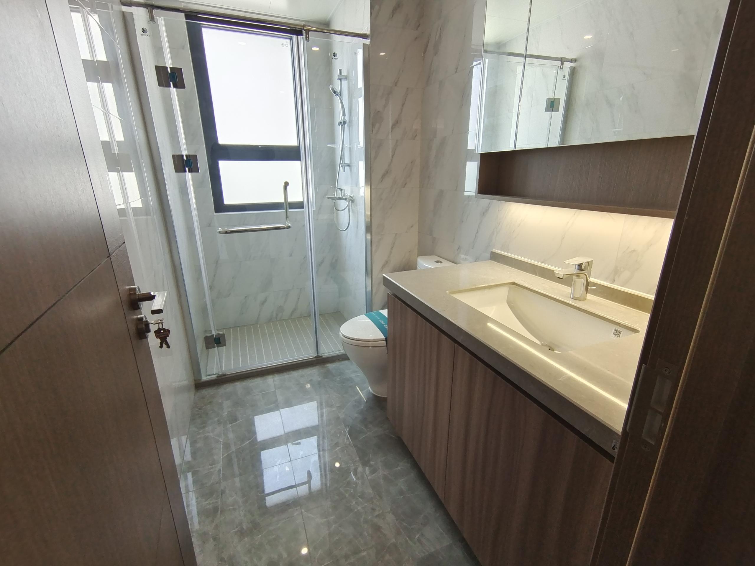 中海上东区 4室2厅2卫 143m&sup2;