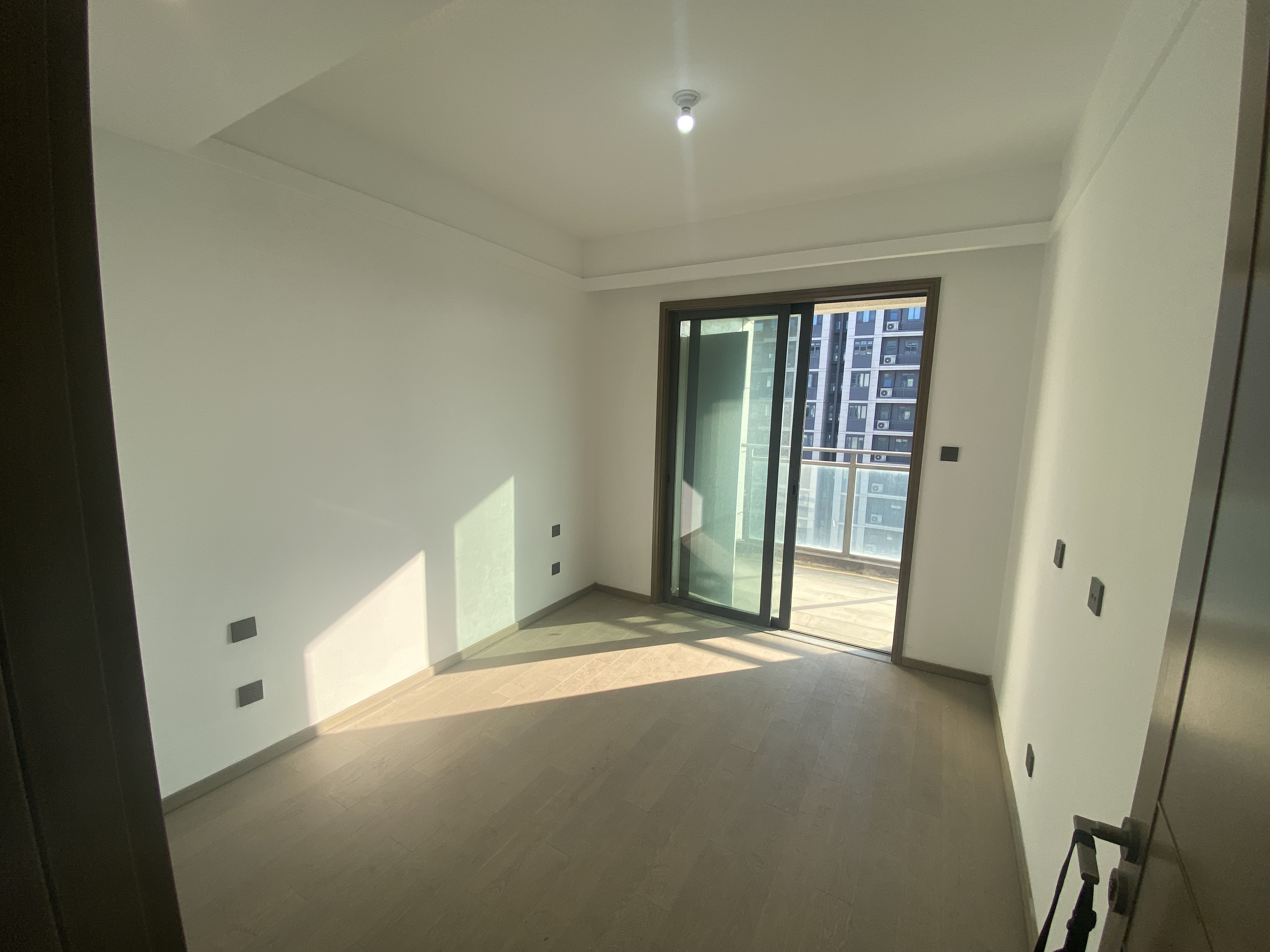 都会沁园 3室2厅2卫 123.17m&sup2;