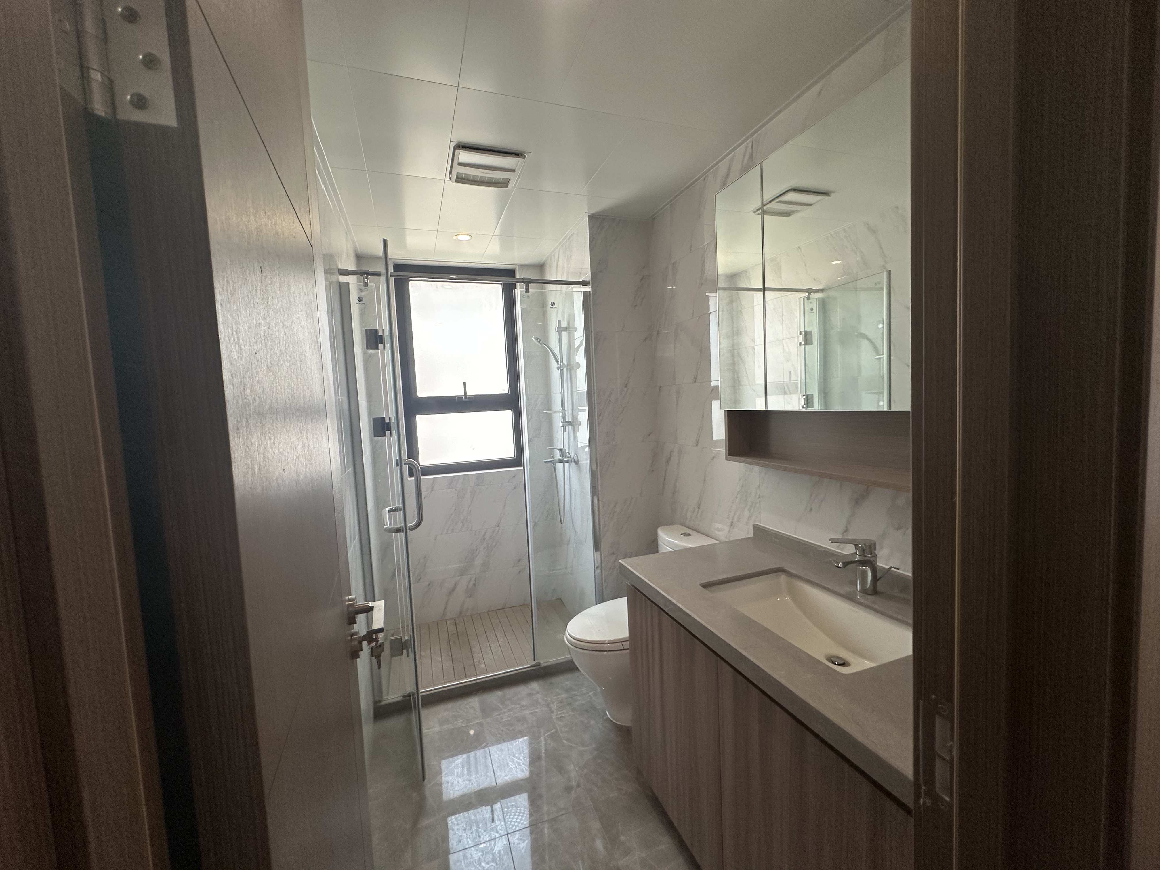 中海上东区 4室2厅2卫 143.4m&sup2;