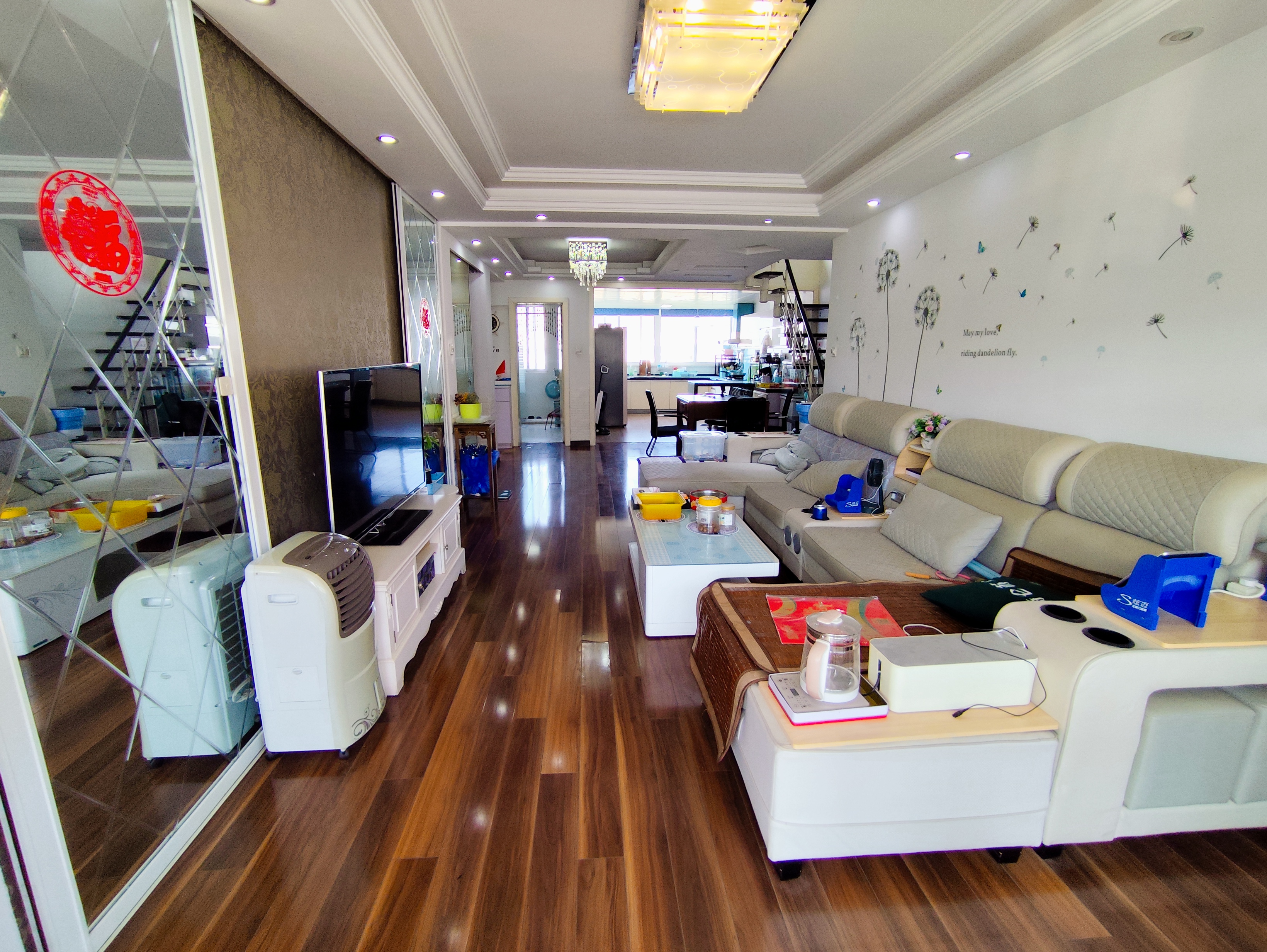 世纪新城 4室2厅2卫 192.26m&sup2;
