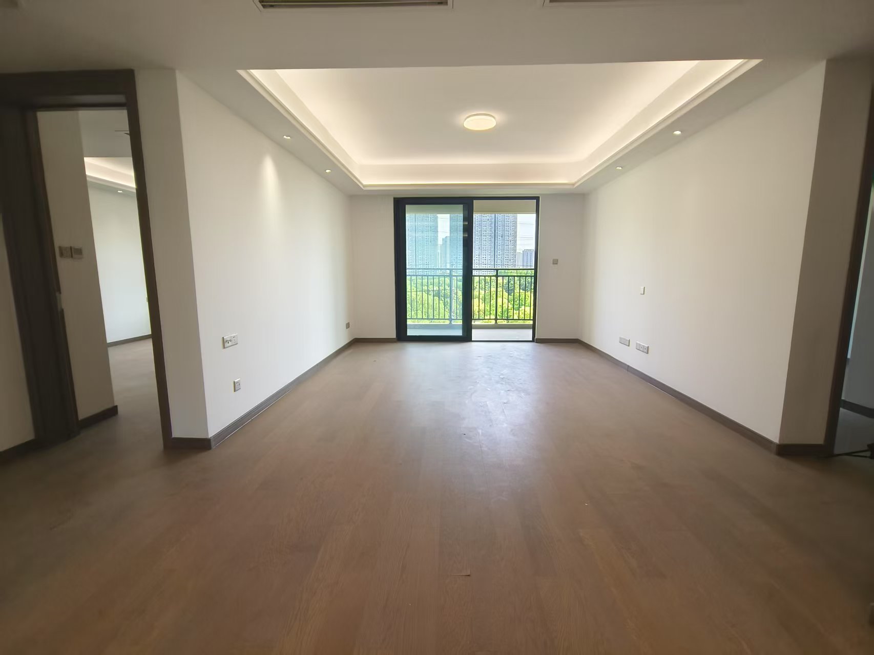 中海上东区 3室2厅2卫 125m²