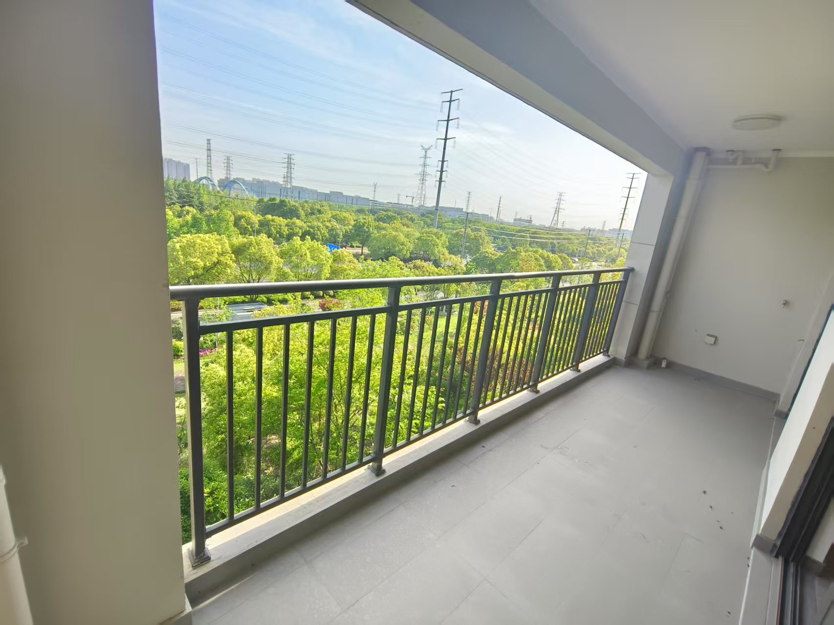 中海上东区 3室2厅2卫 125m&sup2;