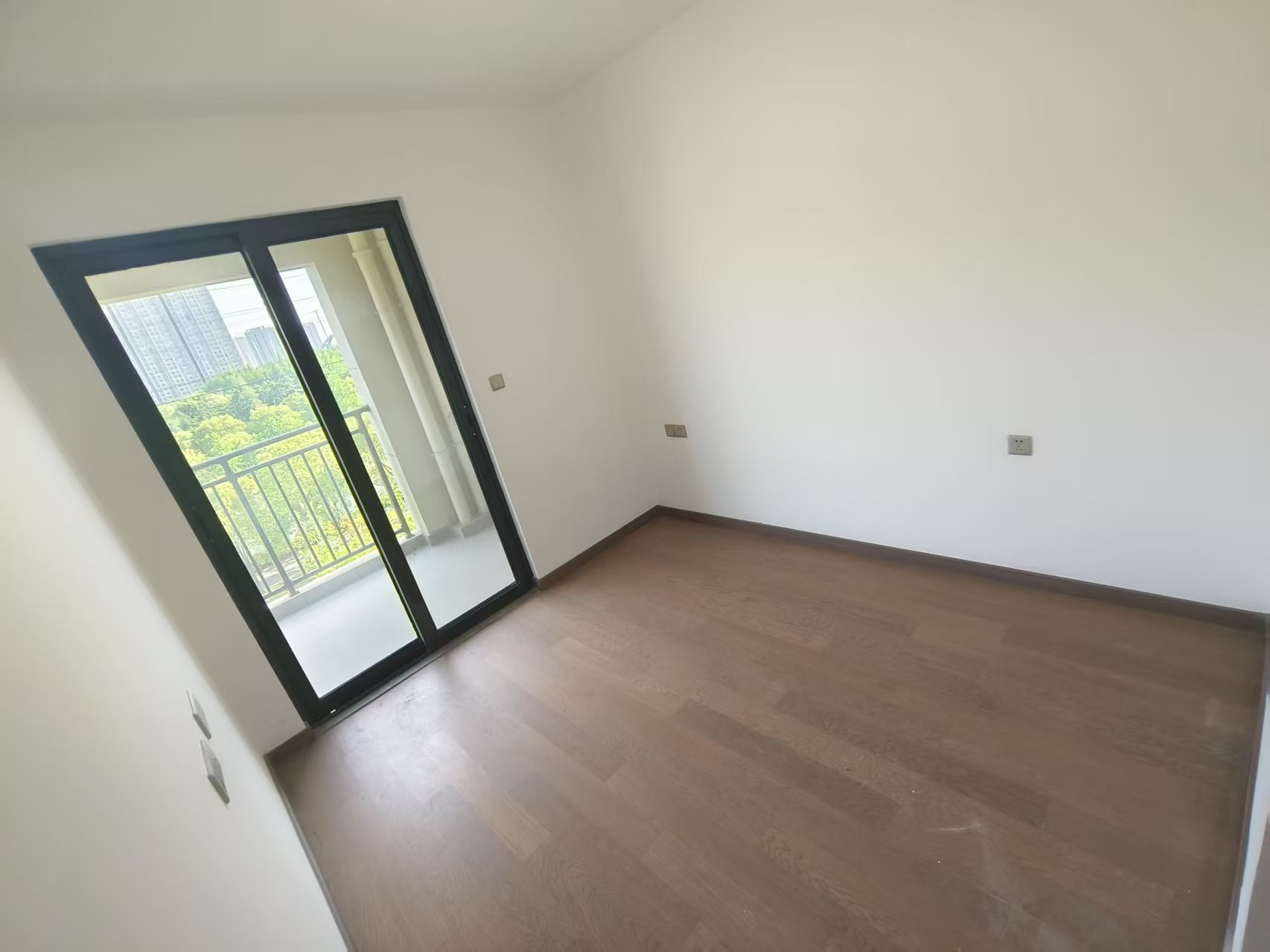中海上东区 3室2厅2卫 125m&sup2;