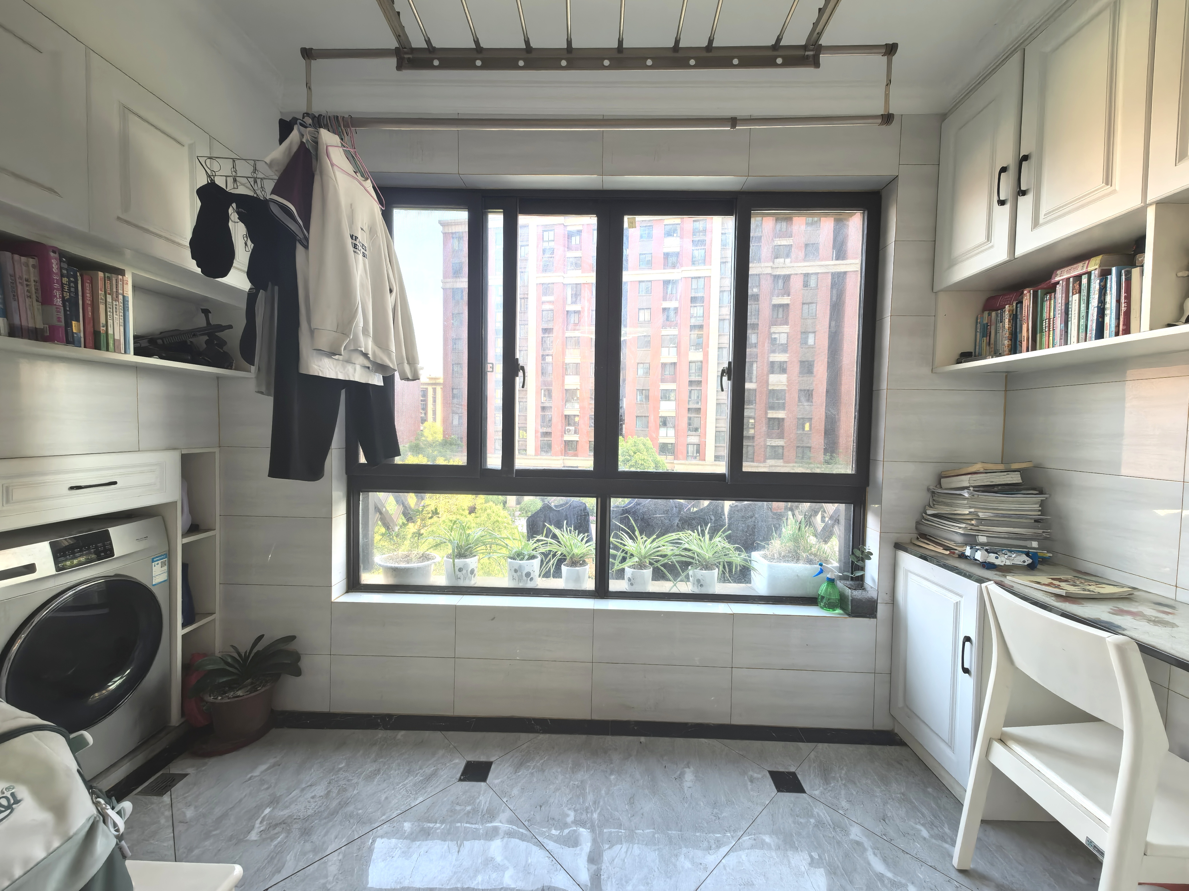 新城香溢紫郡 3室2厅1卫 95m&sup2;