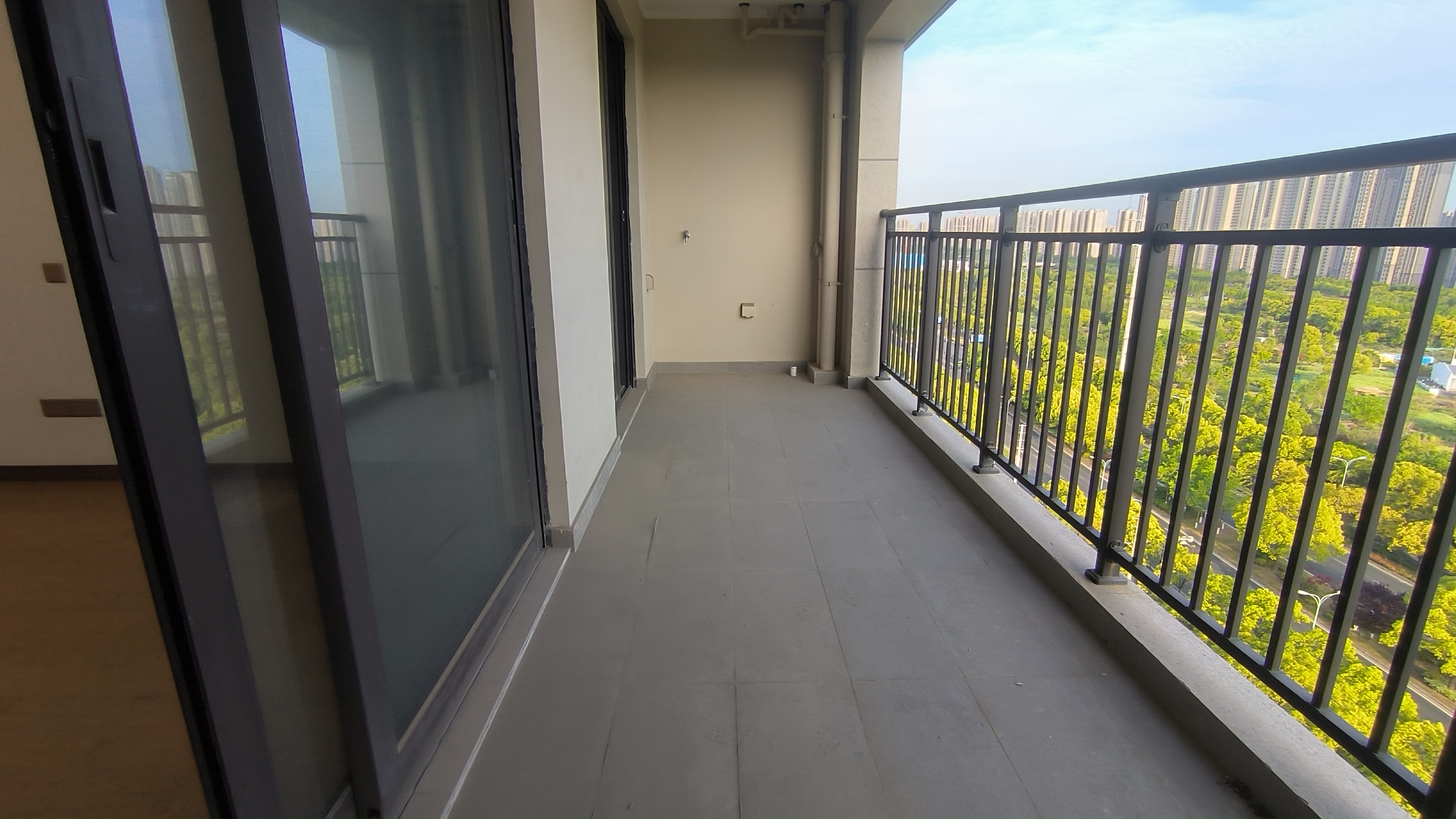 中海上东区 3室2厅2卫 127.23m²