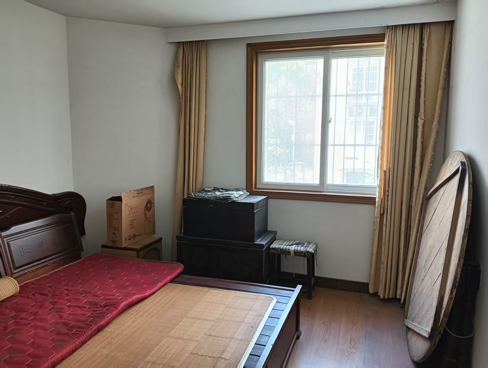 海港新村 3室1厅1卫 101.00m&sup2;