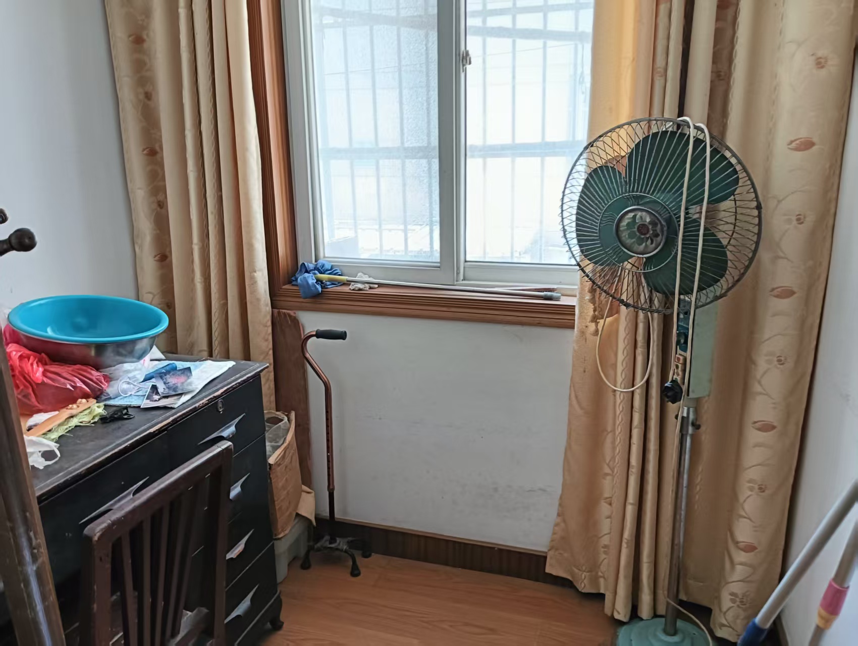 海港新村 3室1厅1卫 101.00m&sup2;