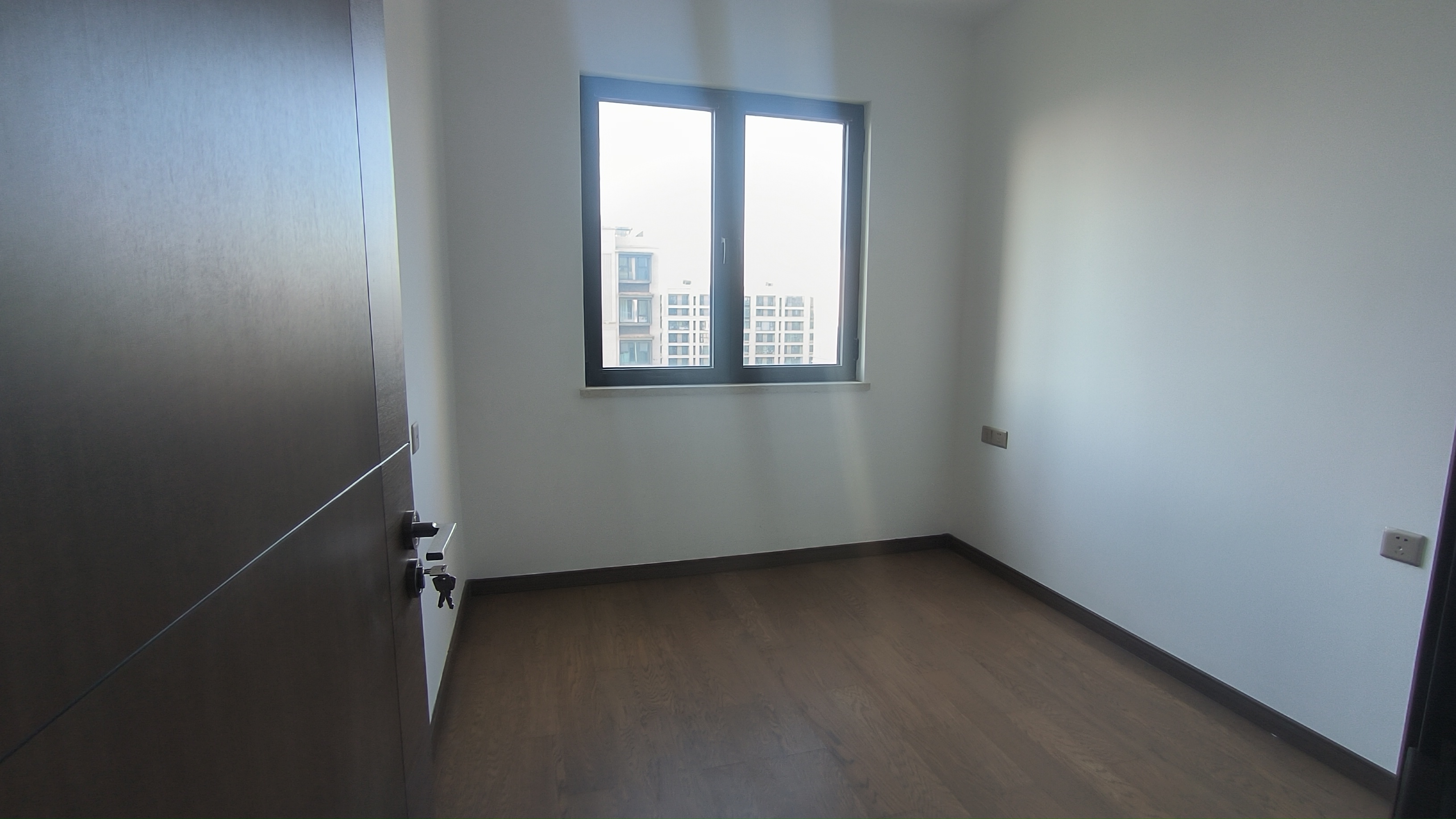 中海上东区 4室2厅2卫 143.4m&sup2;