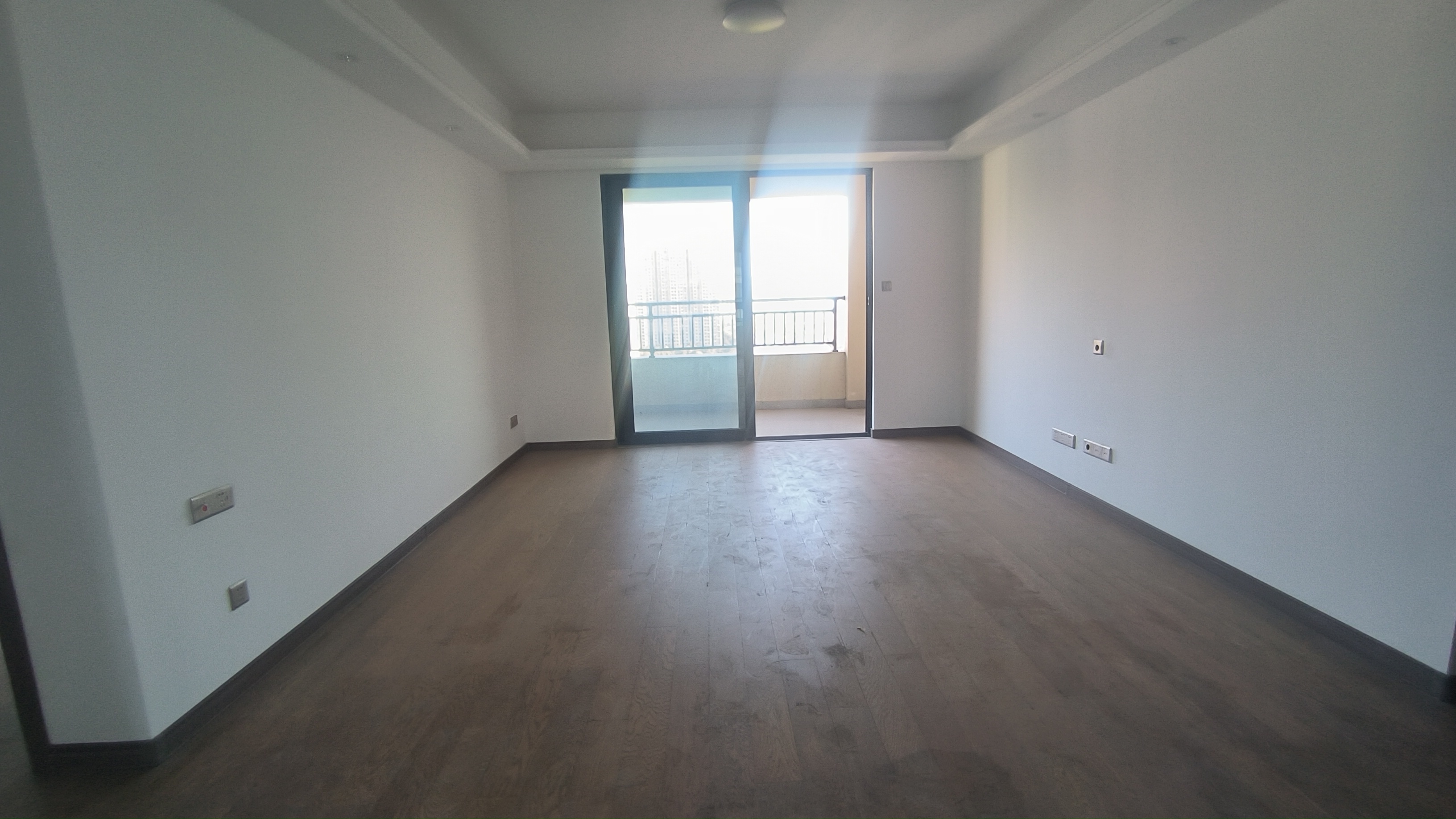 中海上东区 4室2厅2卫 143.4m&sup2;