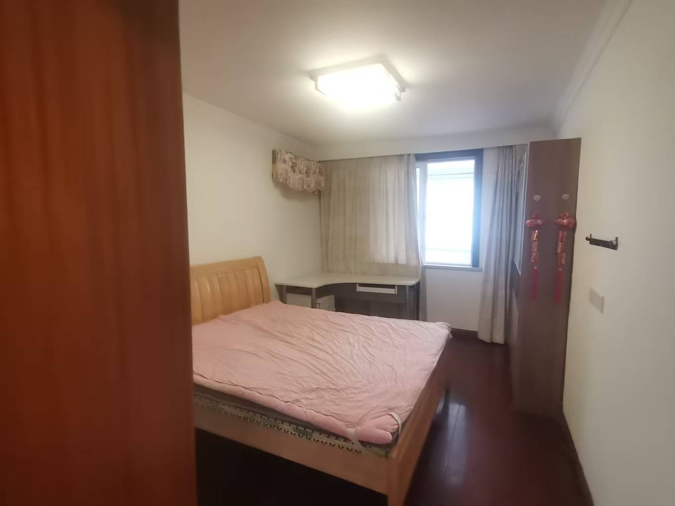 世纪新城 5室2厅2卫 138.00m&sup2;