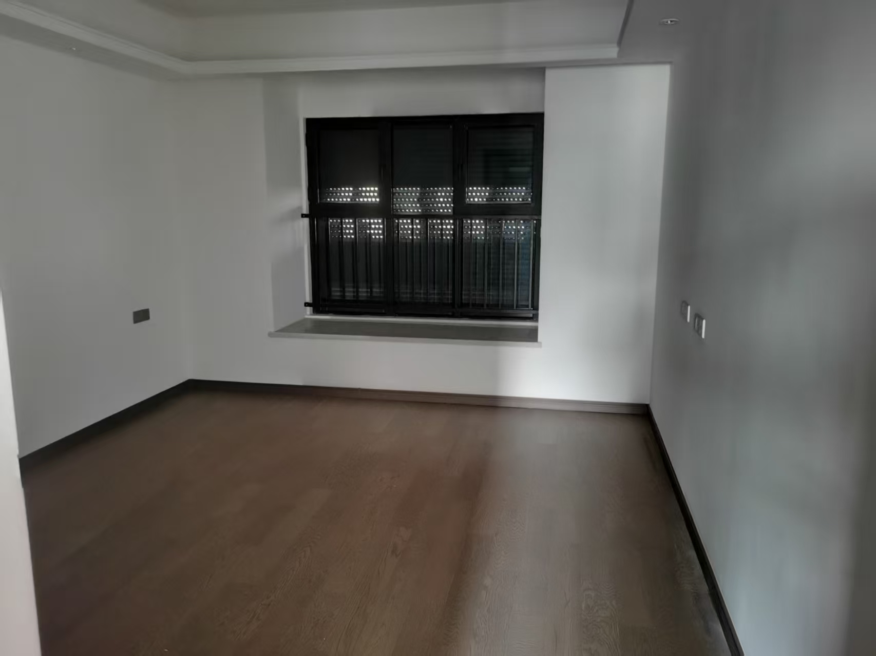 中海上东区 4室2厅2卫 143.4m&sup2;