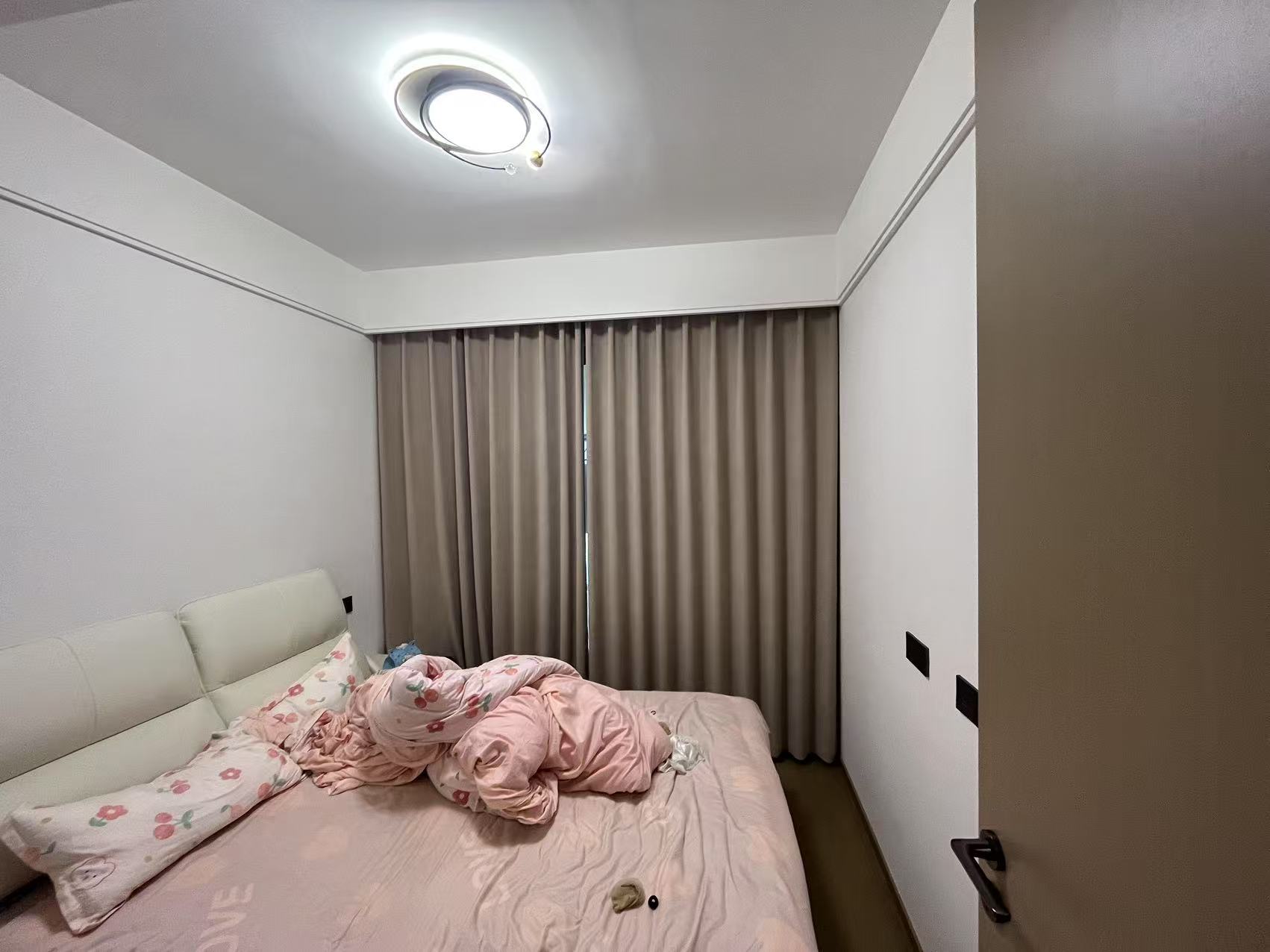 中铁逸都 3室2厅2卫 98.6m&sup2;
