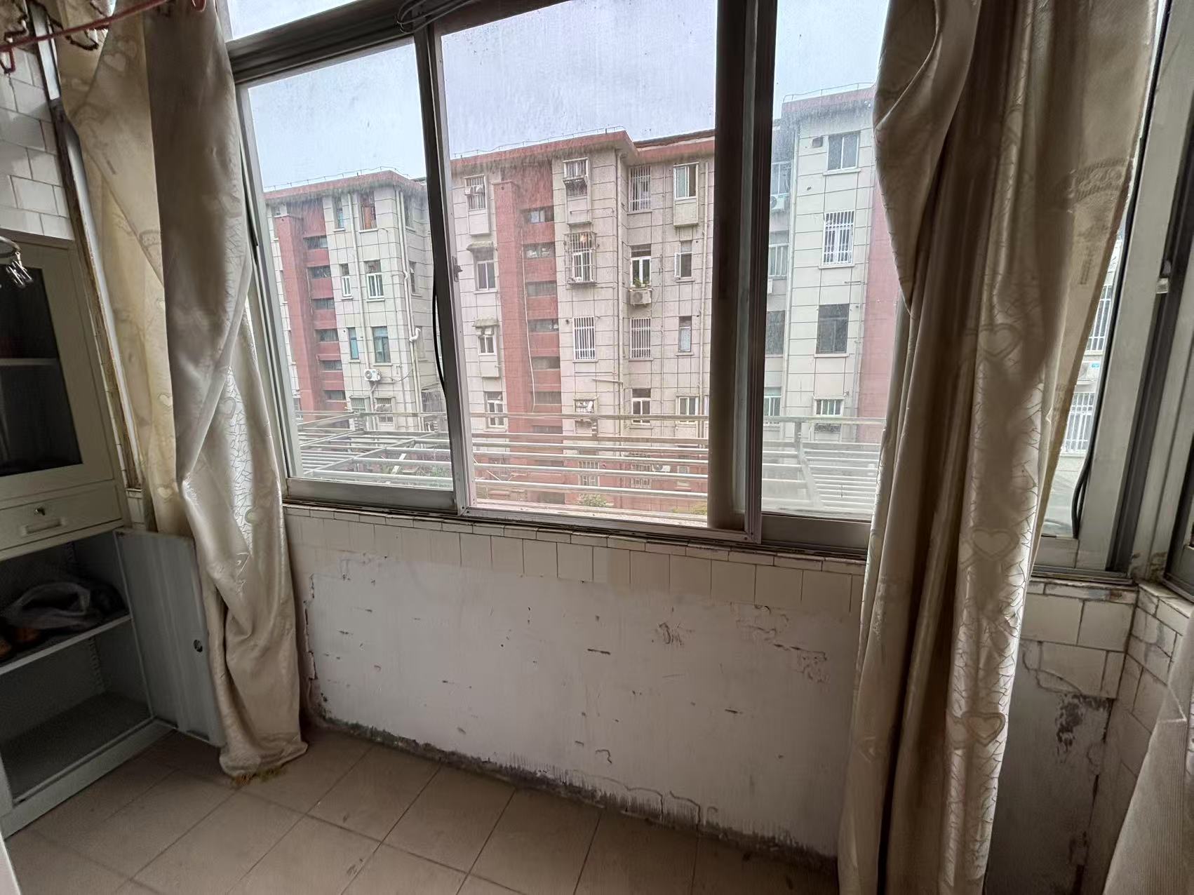 光明新村 2室1厅1卫 65.5m&sup2;
