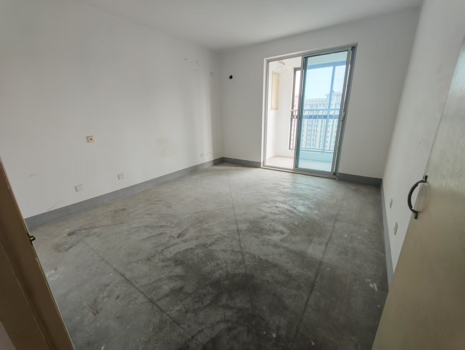 观河华府 2室2厅1卫 100m&sup2;