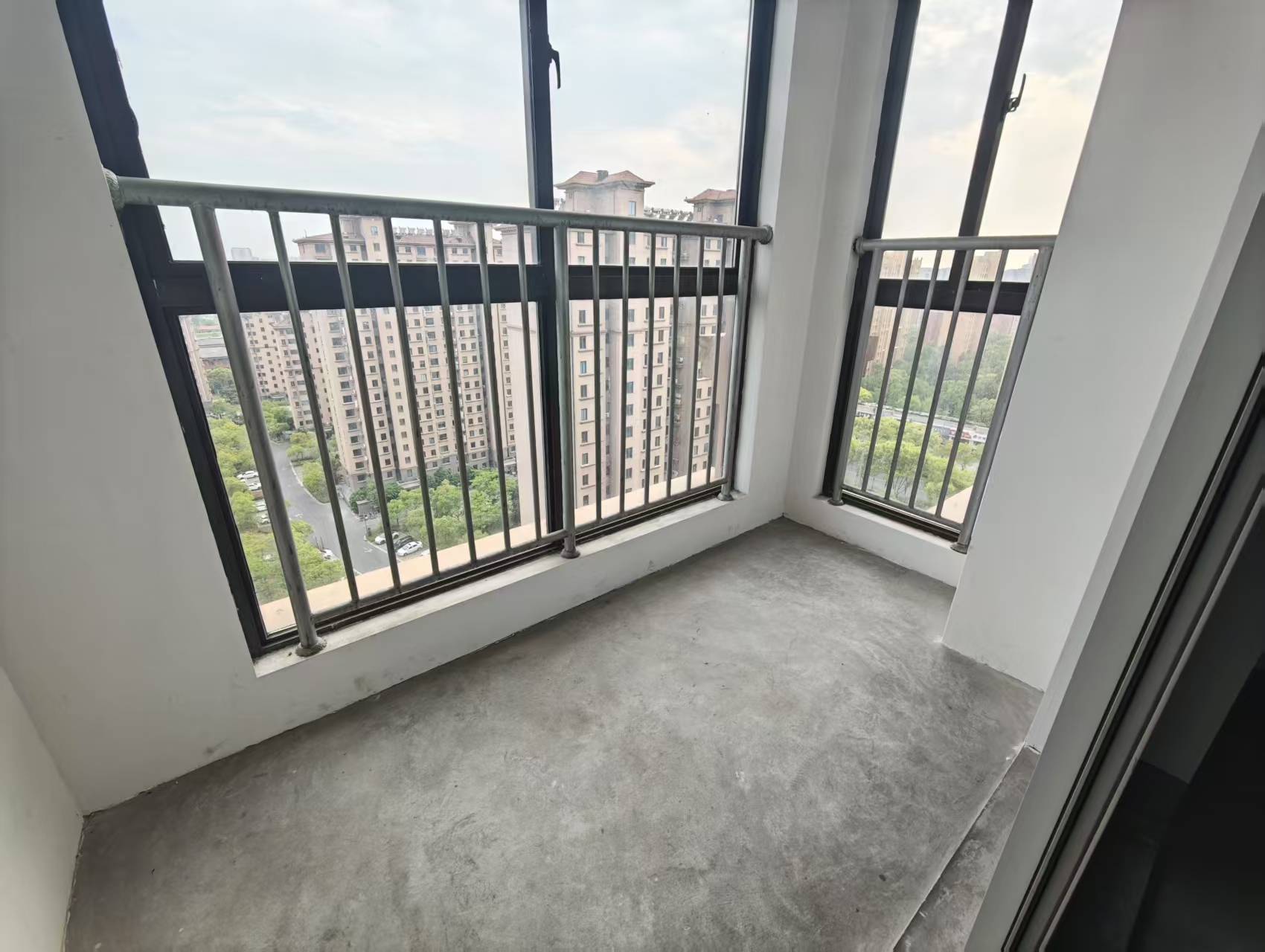 观河华府 2室2厅1卫 100m&sup2;
