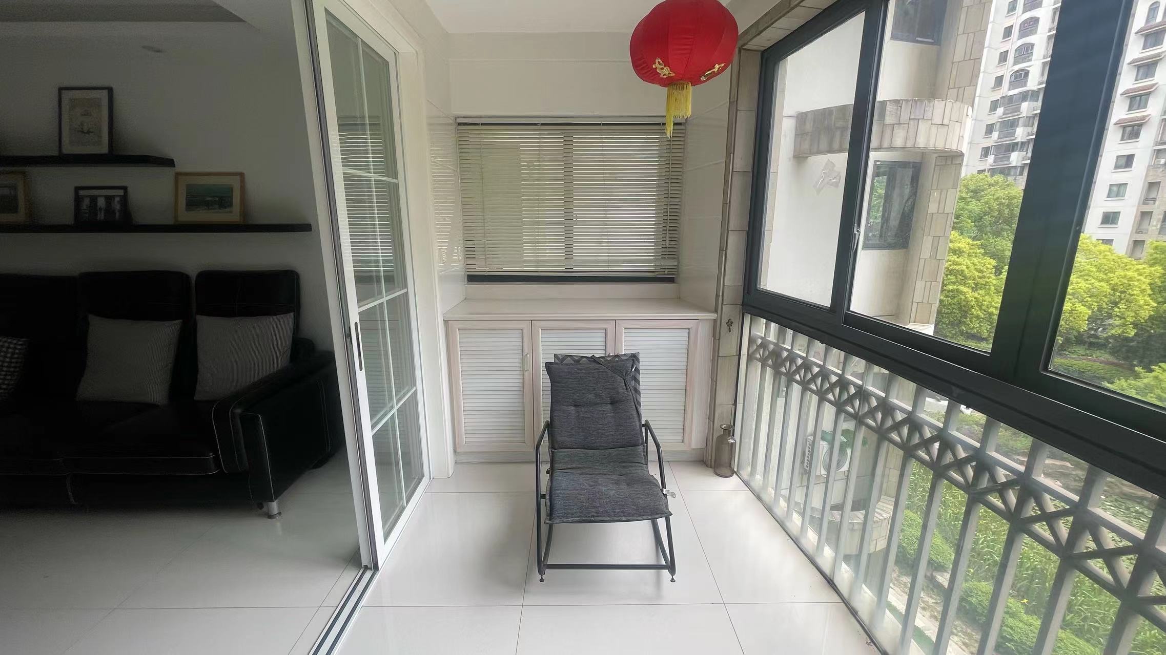 高迪晶城 3室2厅2卫 155m&sup2;