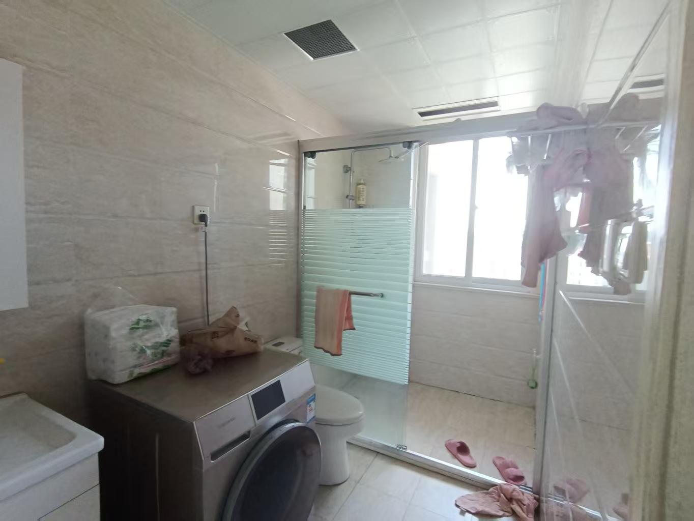 裕豐廣場 2室2厅1卫 112m&sup2;