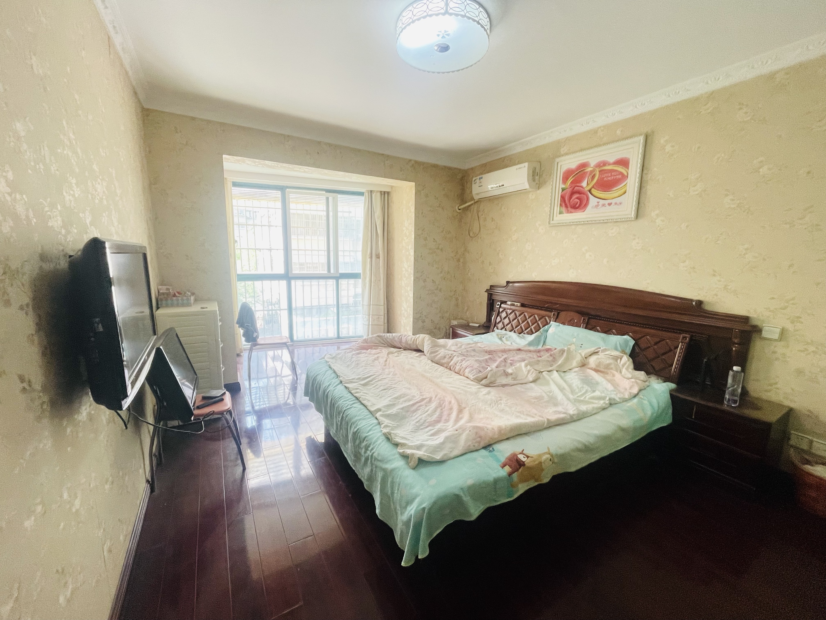 东晖花园 2室2厅1卫 89.9m&sup2;