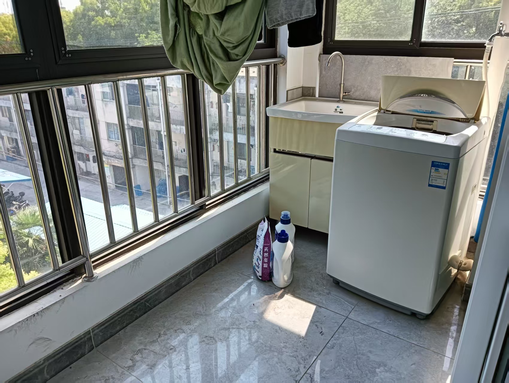 海港新村 1室1厅1卫 46.09m&sup2;