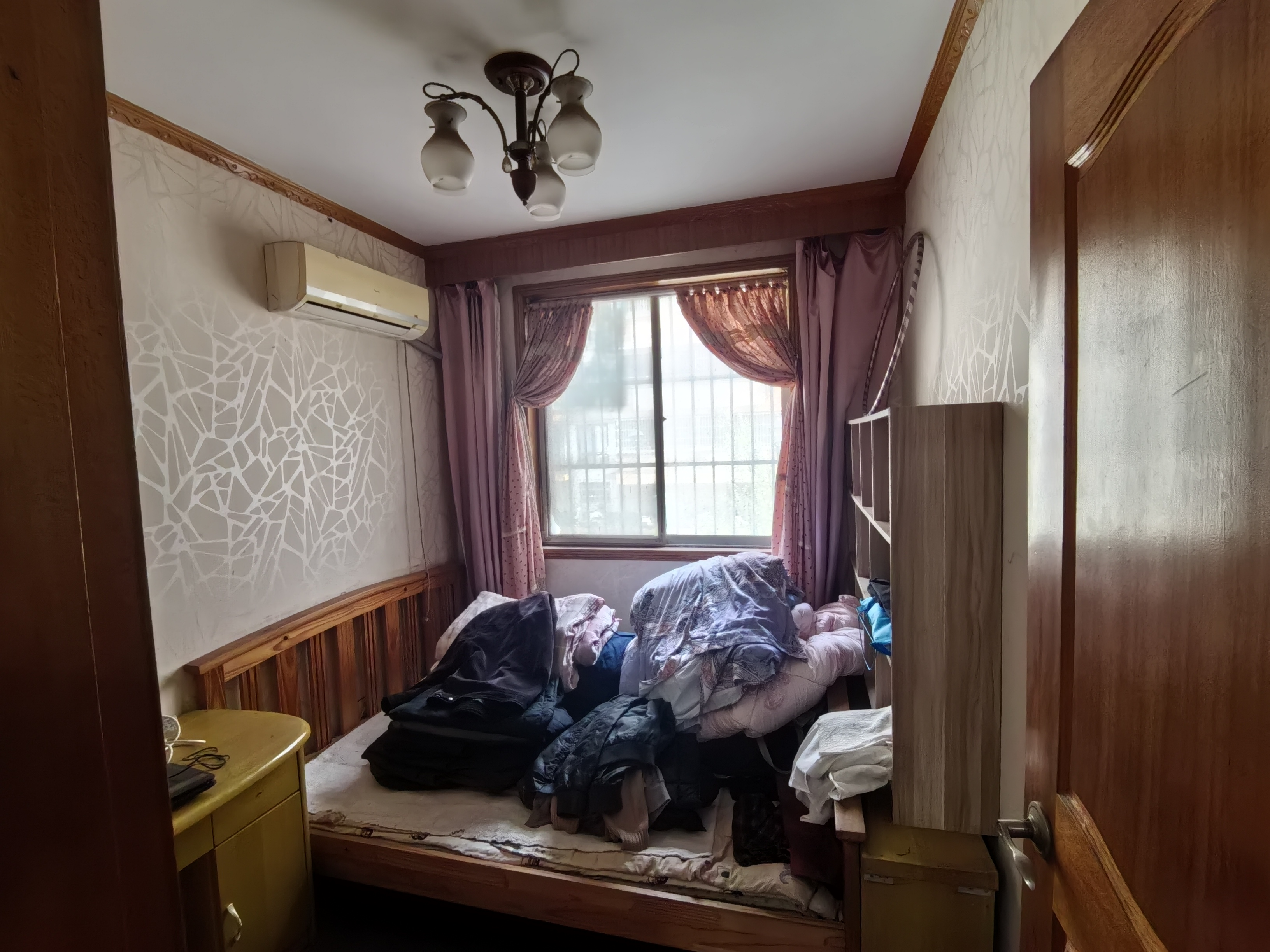 怡园新村 3室2厅1卫 93.52m&sup2;