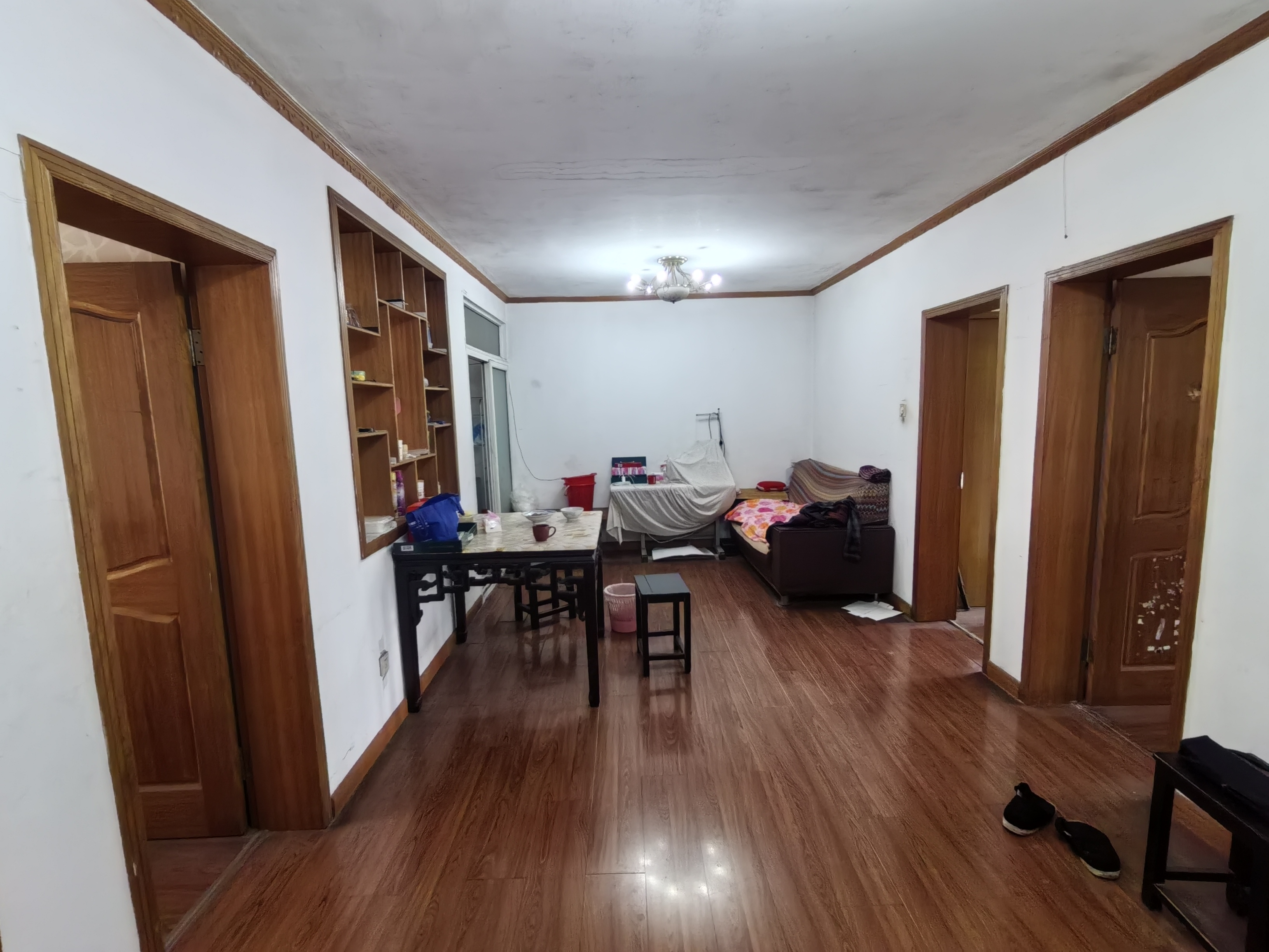 怡园新村 3室2厅1卫 93.52m²