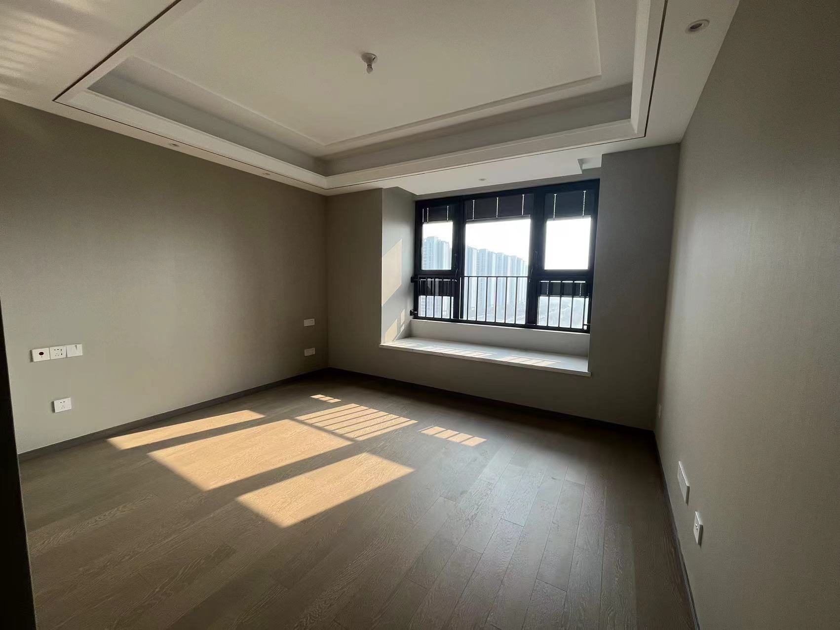 绿城&middot;诚园 4室2厅2卫 159.81m&sup2;