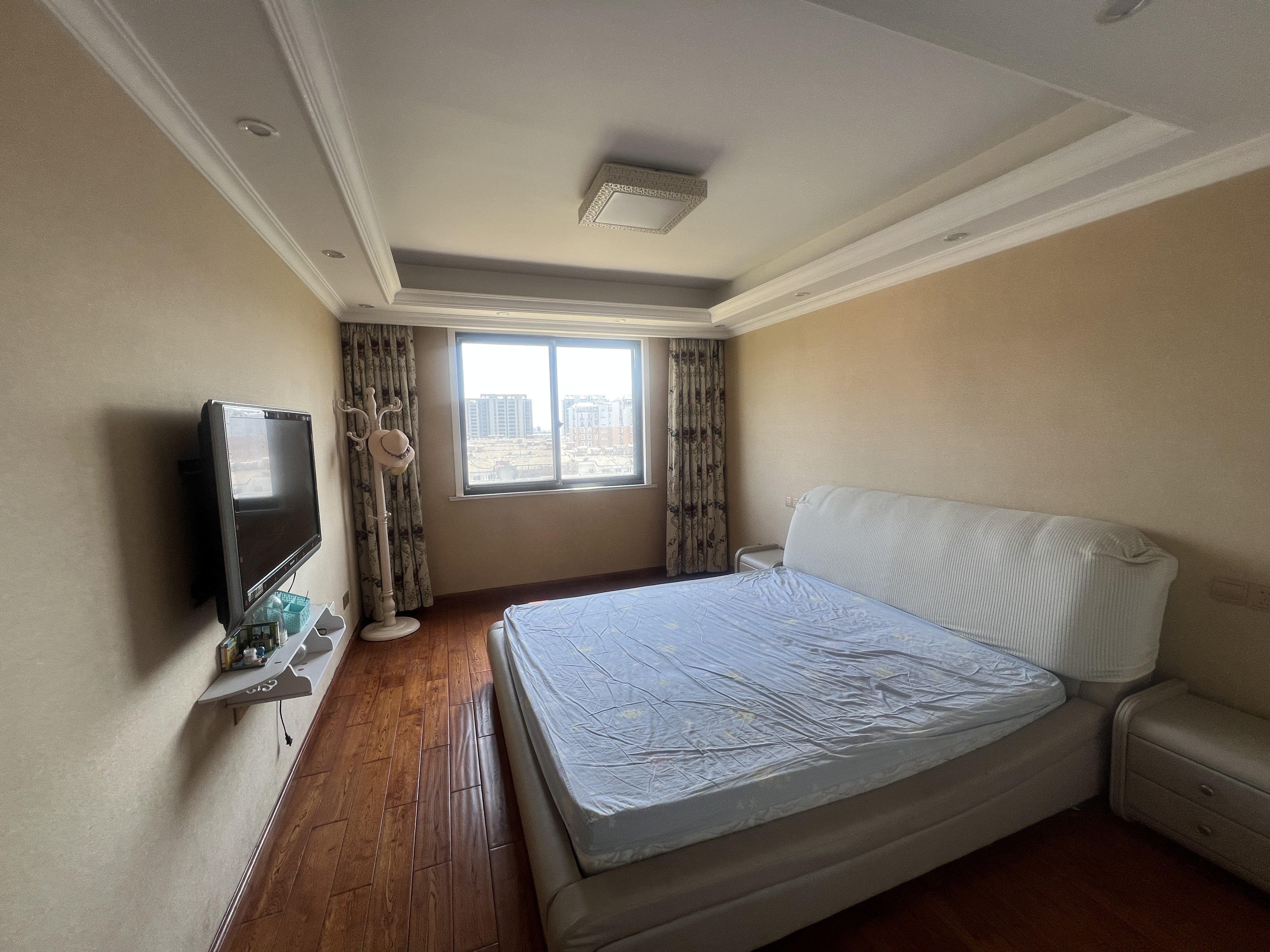金色城邦 5室2厅1卫 127.68m&sup2;