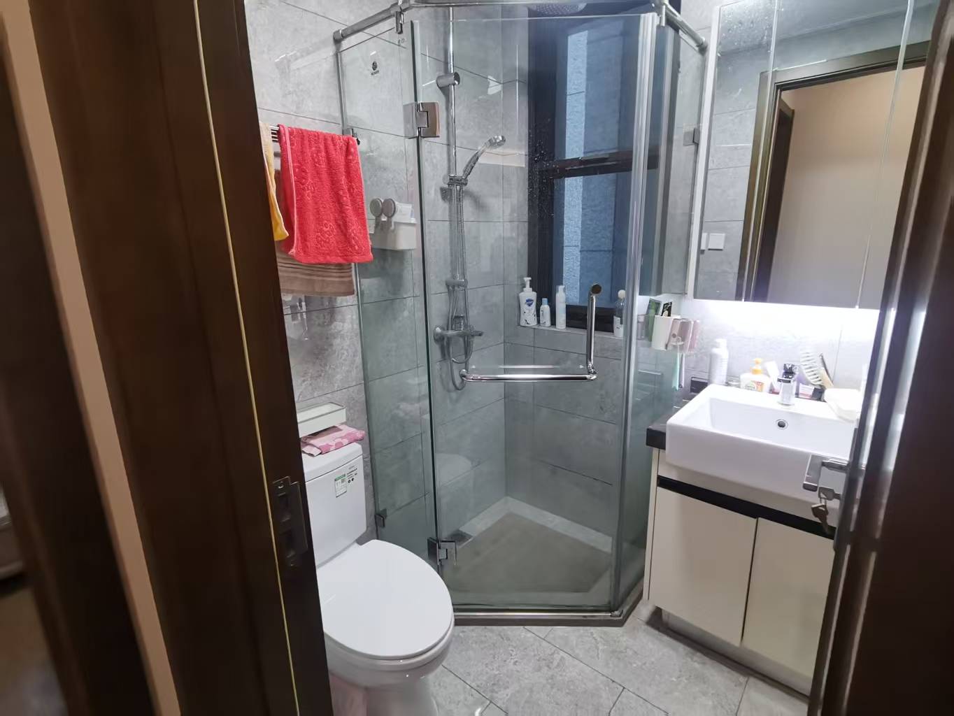 远创东樾 3室2厅2卫 124.00m&sup2;