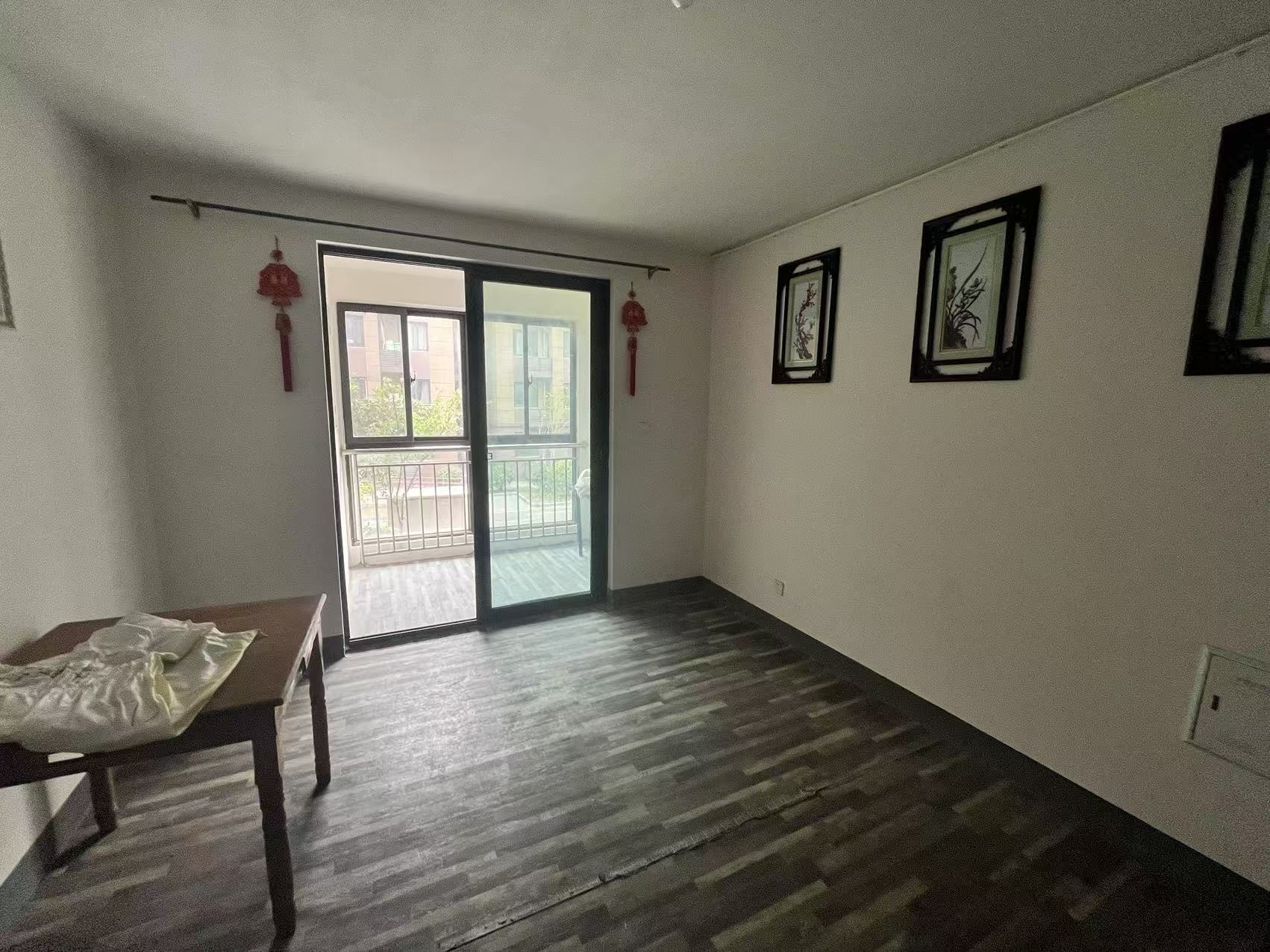 虹东花苑 2室1厅1卫 64m&sup2;