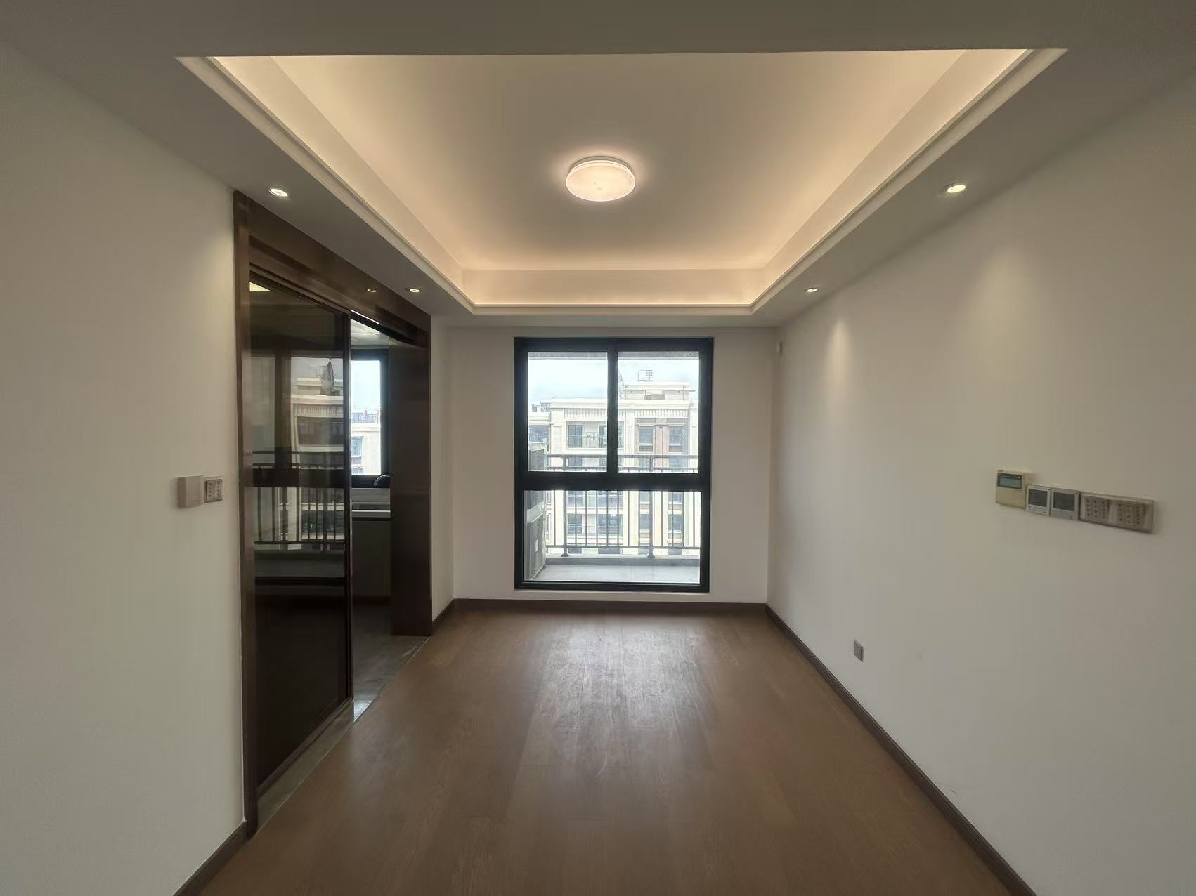中海上东区 4室2厅2卫 144m²