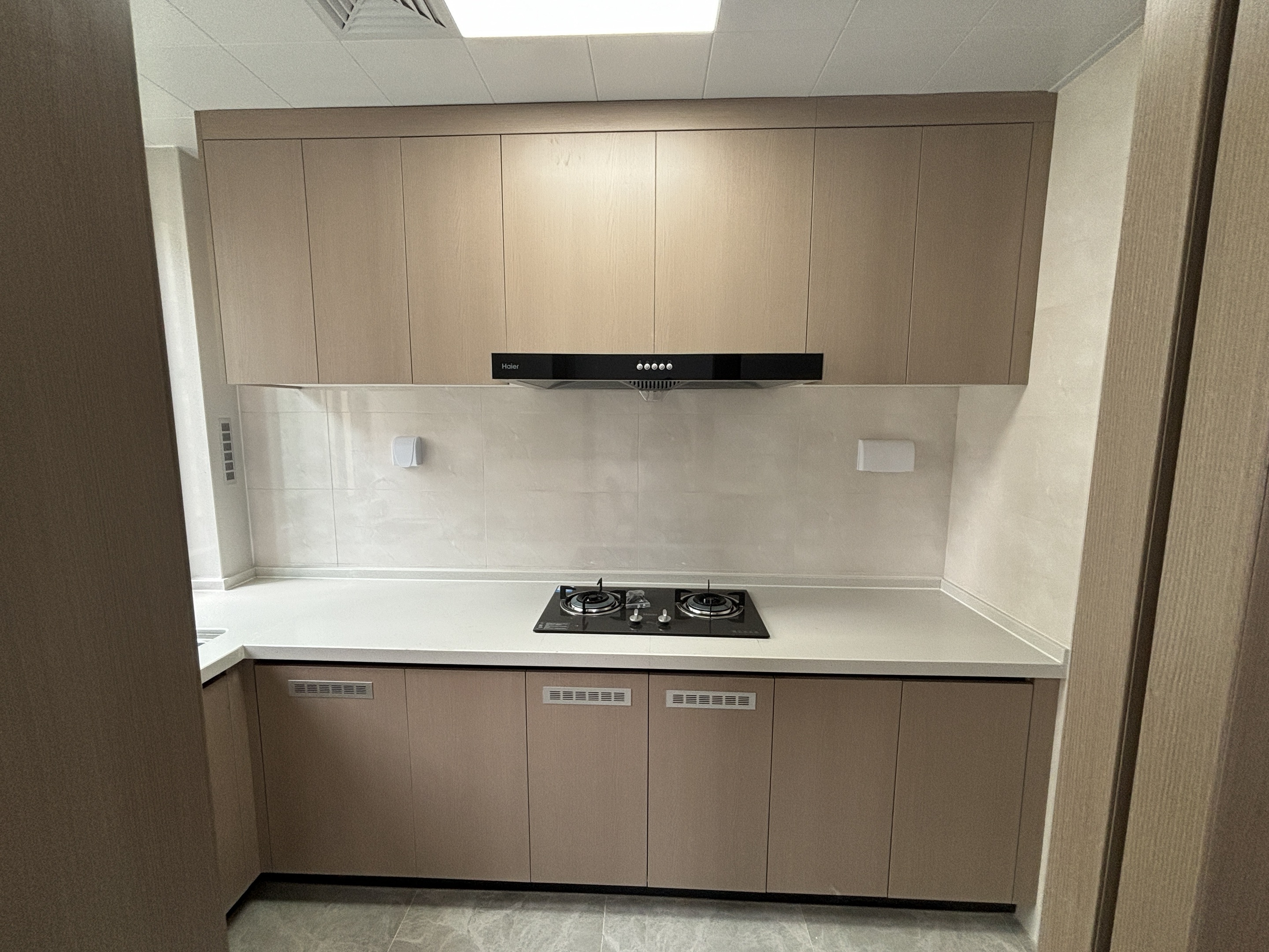 尚海湾 2室1厅1卫 93m&sup2;