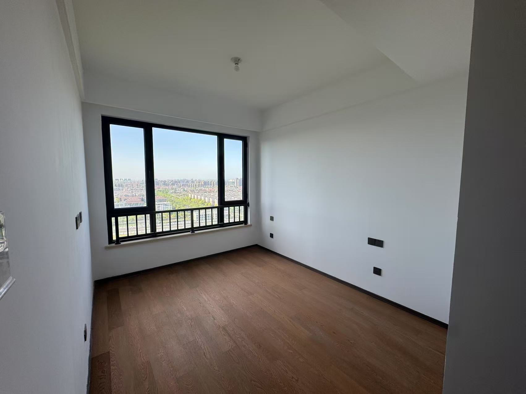 春风南岸西园 3室2厅2卫 123m&sup2;
